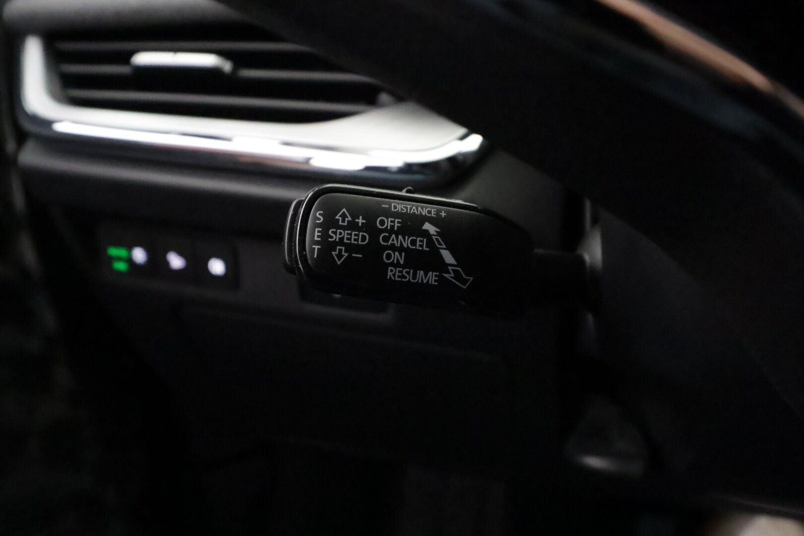 SKODA ENYAQ 2023 80 iV - | ACC | ILP | Matrix-LED  | Hierova muistipenkki | Puolinahat | P.Kamera | Canton | Keyless | Apple&Android | Merkkihuollettu | Kahdet Renkaat |