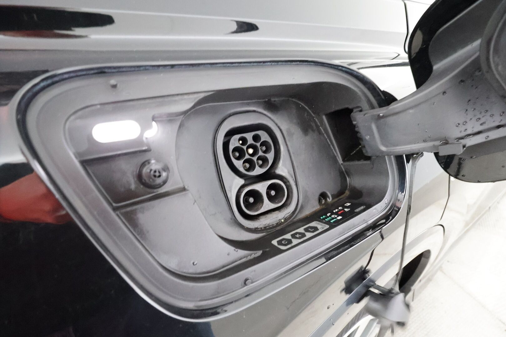 AUDI Q4 E-TRON 2023 50 E-Tron Quattro  - | ACC | ILP | Koukku | Matrix-LED | P.Kamera | Navi | Sporttipenkit | Digimittaristo | Merkkihuollettu | Kahdet Renkaat |