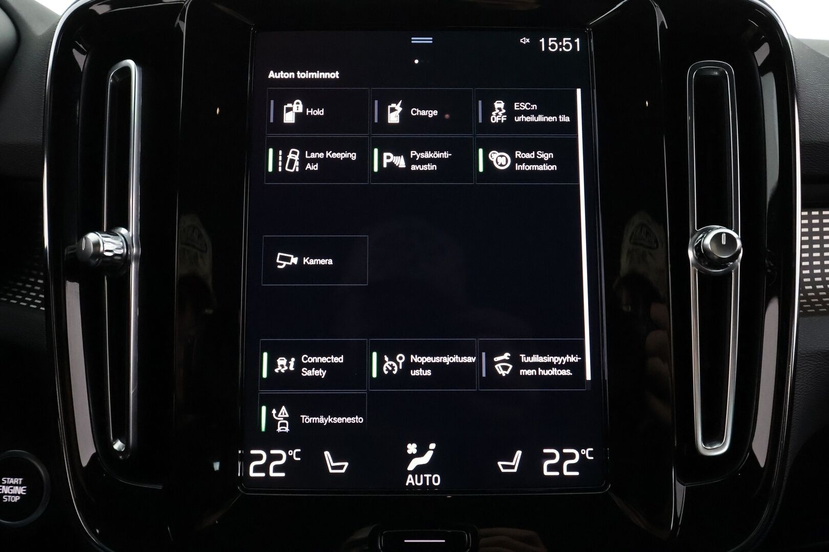 Volvo XC40 2022 T4 TwE R-Design Edition aut - | ACC | LED | P.Kamera | Lisälämmitin | Sporttipenkit | Kaistavahti | Navi | Keyless | Apple&Android | Merkkihuollot | 