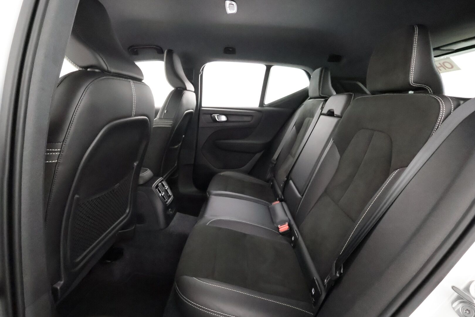 Volvo XC40 2022 T4 TwE R-Design Edition aut - | ACC | LED | P.Kamera | Lisälämmitin | Sporttipenkit | Kaistavahti | Navi | Keyless | Apple&Android | Merkkihuollot | 