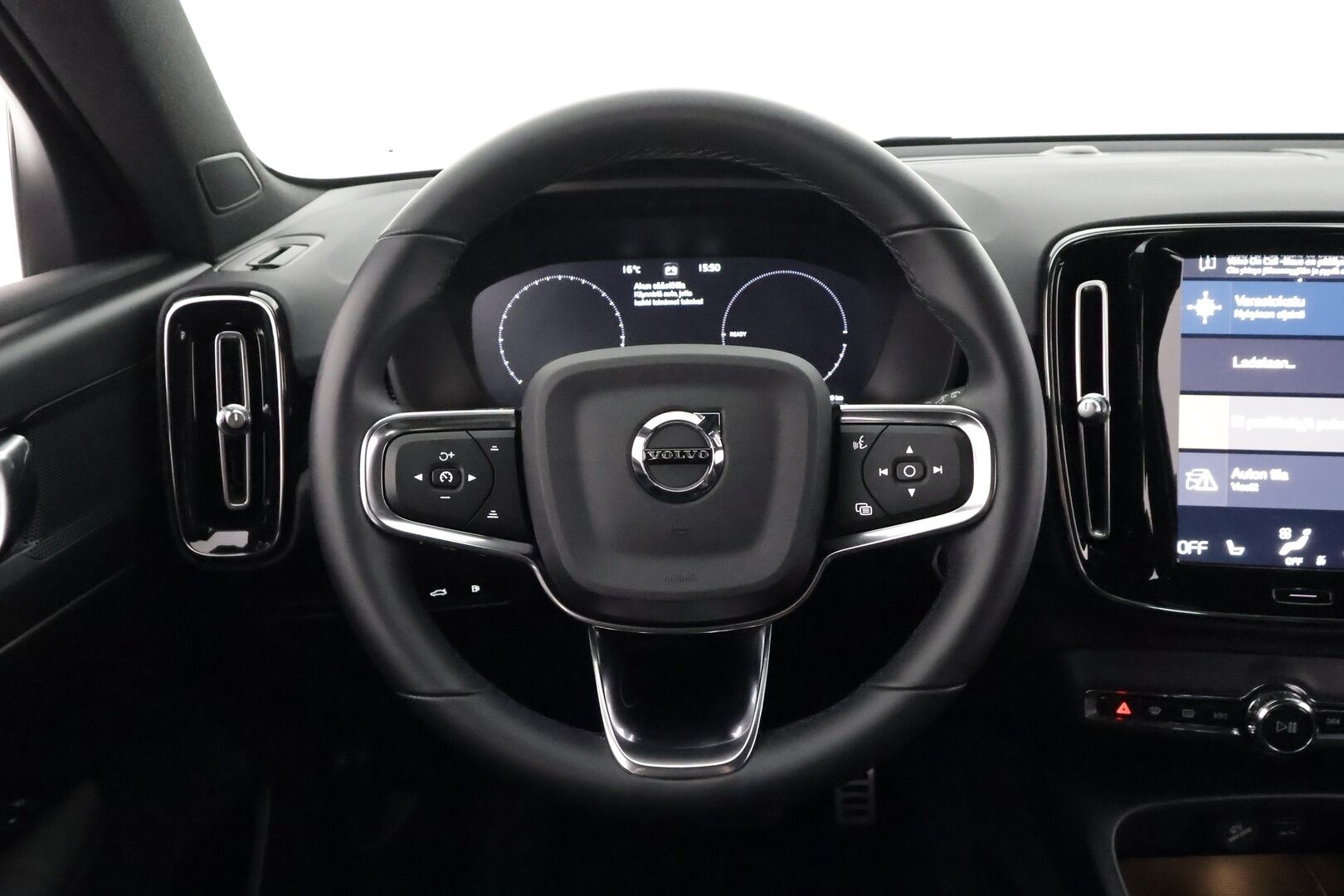 Volvo XC40 2022 T4 TwE R-Design Edition aut - | ACC | LED | P.Kamera | Lisälämmitin | Sporttipenkit | Kaistavahti | Navi | Keyless | Apple&Android | Merkkihuollot | 