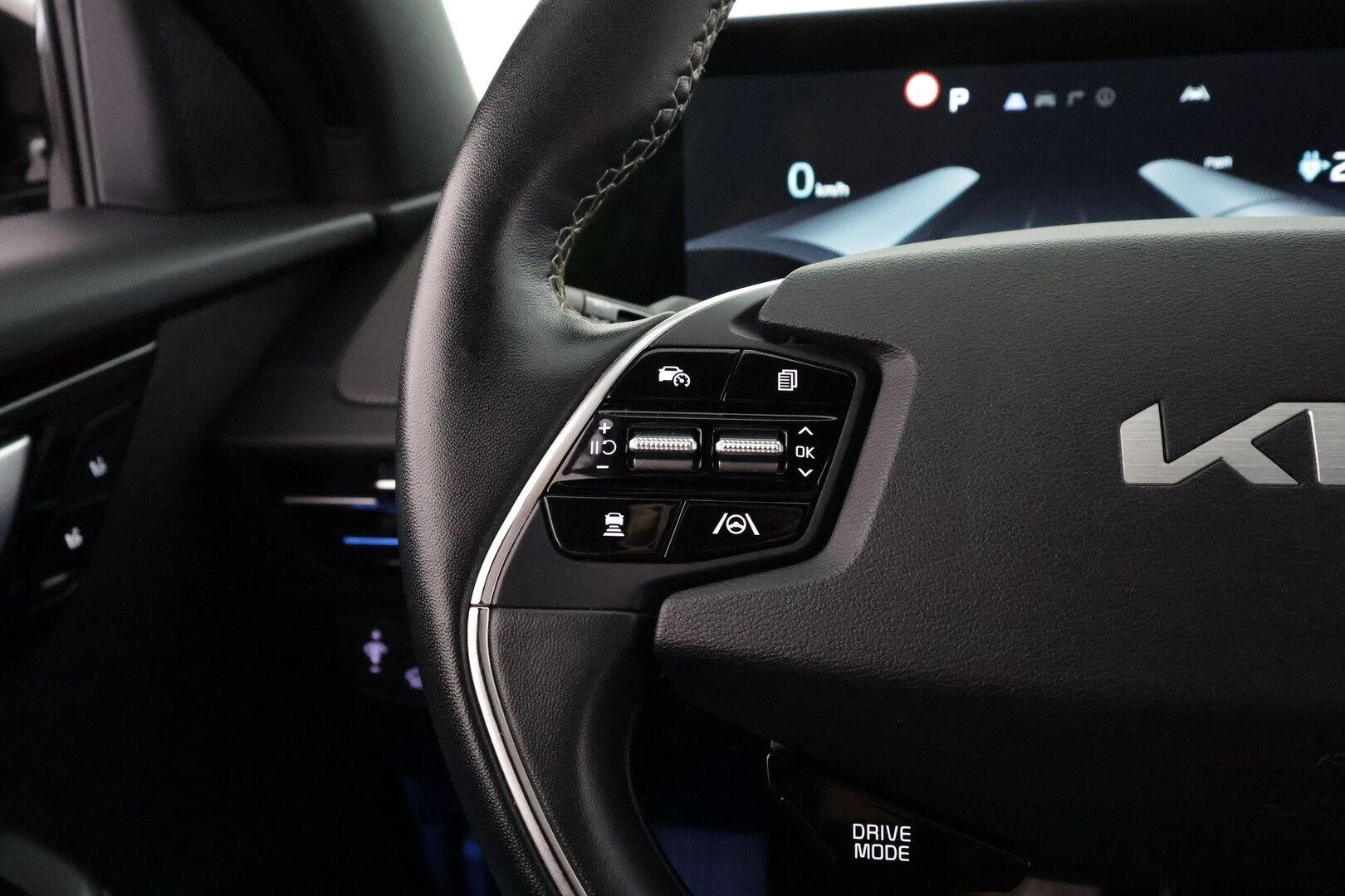 KIA EV6 2022 GT-Line AWD 77 kWh 325 hv - | ACC | ILP | Koukku | LED | Widescreen | Tuuletetut Sähköpenkit | P.Kamera | Puolinahat | Apple&Android | Kahdet Renkaat |