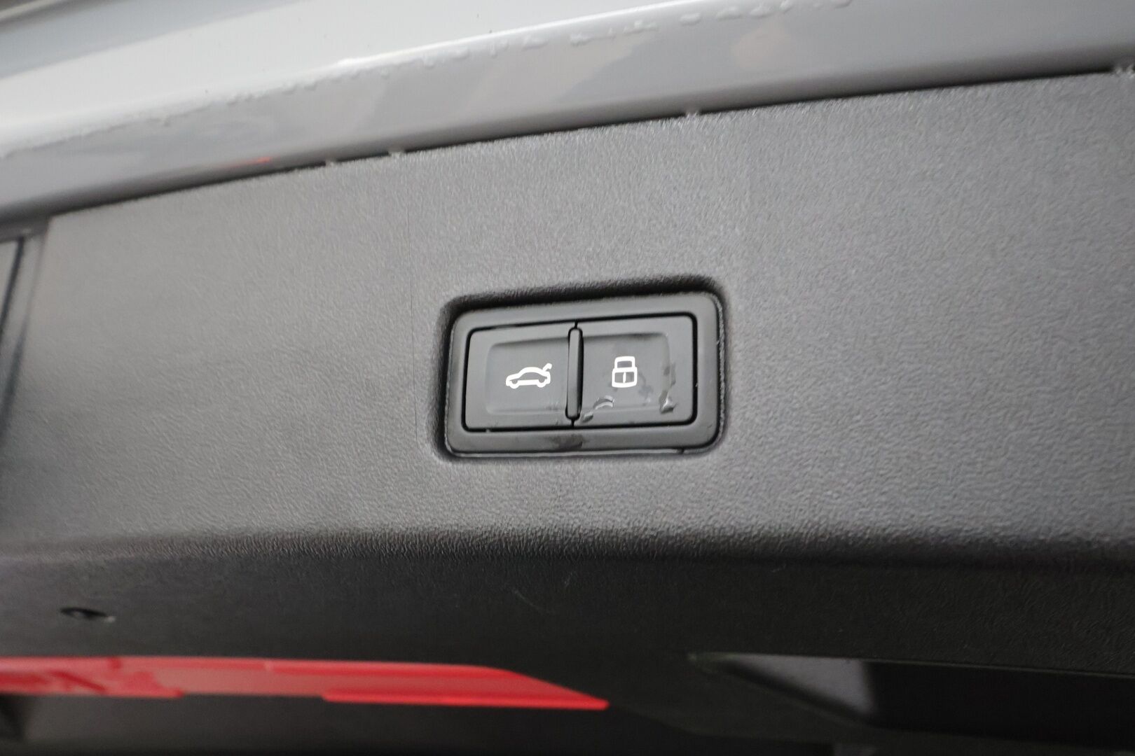 AUDI Q4 E-TRON 2024 45e-tron Quattro Proline - | ACC | ILP | Koukku | Matrix-LED | Sonos | muistipenkki | P.Kamera | Sporttipenkit | Apple&Android | Merkkihuollettu | Kahdet renkaat |