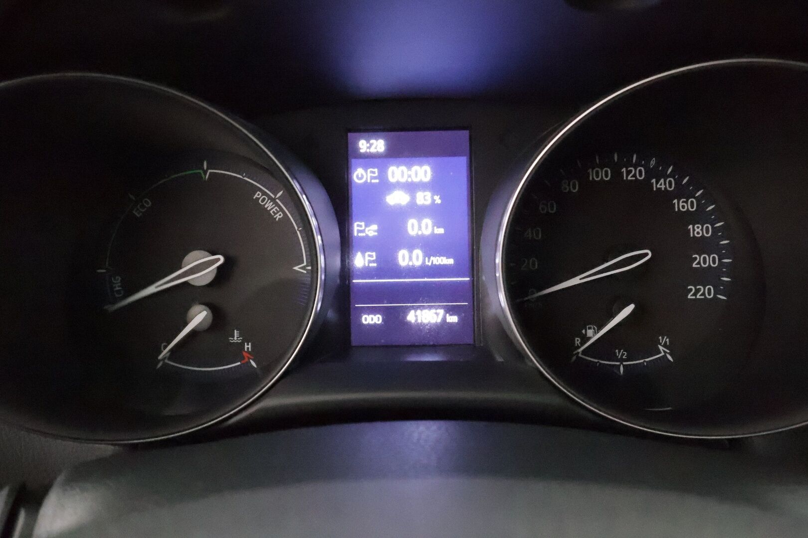 TOYOTA C-HR 2020 2,0 Hybrid Style - | ACC | LED | P.Kamera | Katveavustin | Ratinlämmitys | Kaistavahti | Keyless | Merkkihuollot |