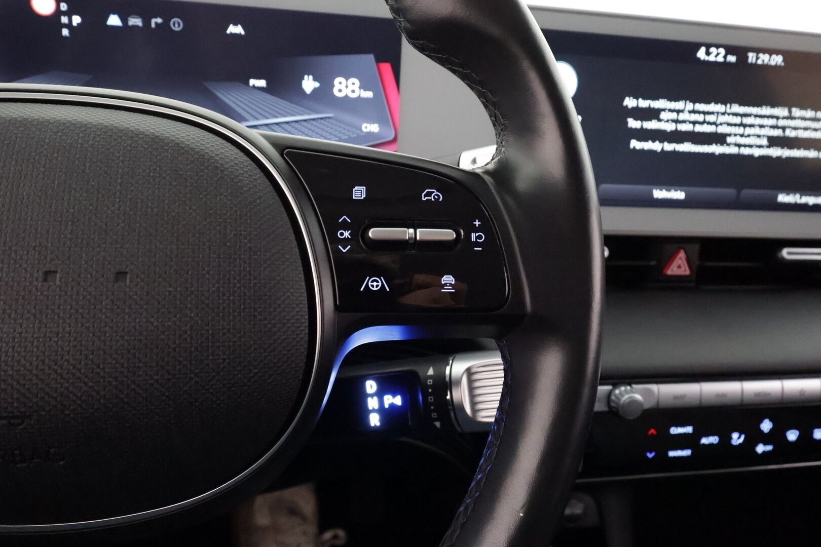 HYUNDAI IONIQ 5 2022 73 kWh 305 hv AWD Style - | ACC | ILP | Koukku | Sähköpenkit | LED | Widescreen | P.Kamera | Puolinahat | Ratinlämmitys | 