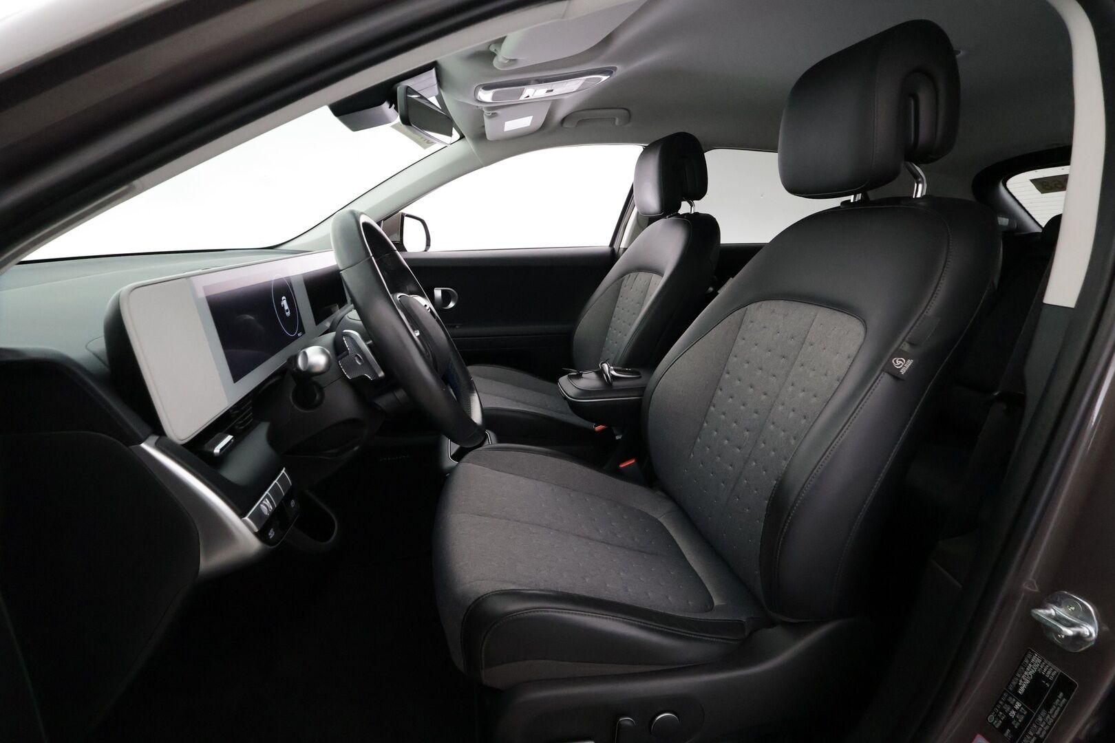 HYUNDAI IONIQ 5 2022 73 kWh 305 hv AWD Style - | ACC | ILP | Koukku | Sähköpenkit | LED | Widescreen | P.Kamera | Puolinahat | Ratinlämmitys | 