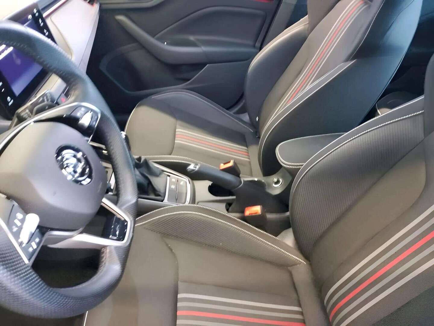 SKODA KAMIQ 2024 1.0TSI 116 DSG Monte Carlo