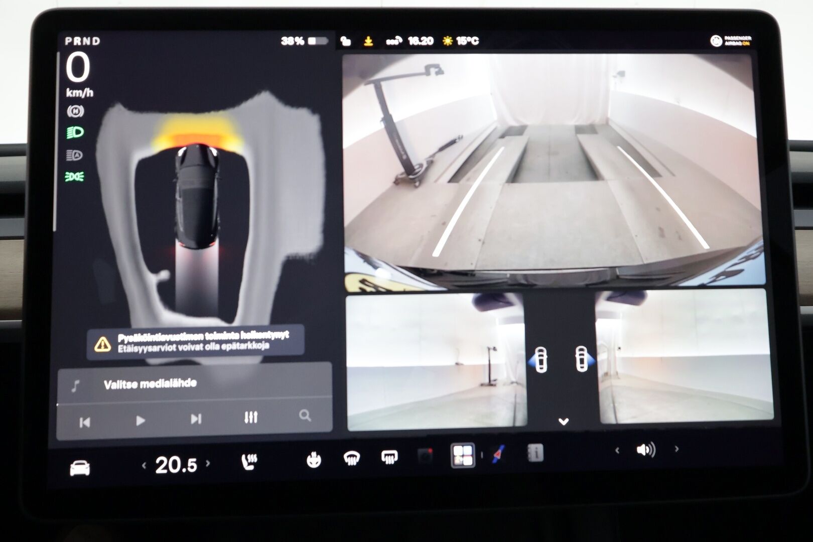 Tesla Model 3 2023 RWD - | ILP | Koukku | ACC | Matrix-LED | P.Kamera | Lasikatto | Muistipenkki | Premium Speakers | Navi | Kaistavahti | Keyless | Kahdet renkaat |