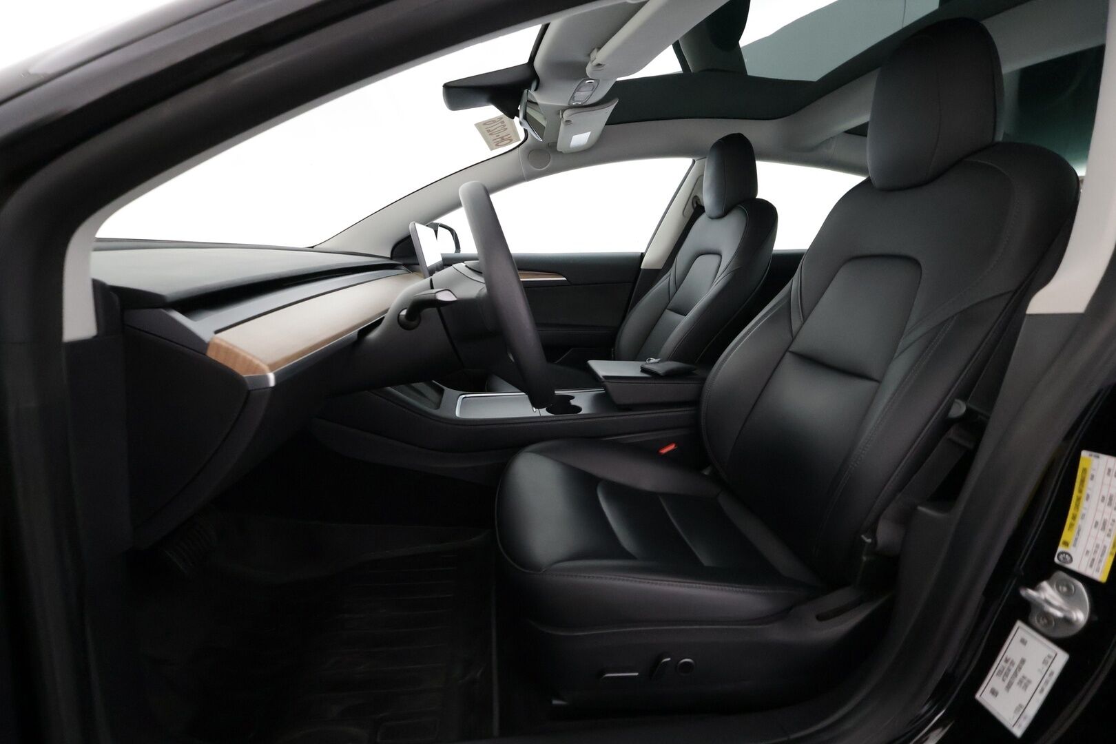 Tesla Model 3 2023 RWD - | ILP | Koukku | ACC | Matrix-LED | P.Kamera | Lasikatto | Muistipenkki | Premium Speakers | Navi | Kaistavahti | Keyless | Kahdet renkaat |
