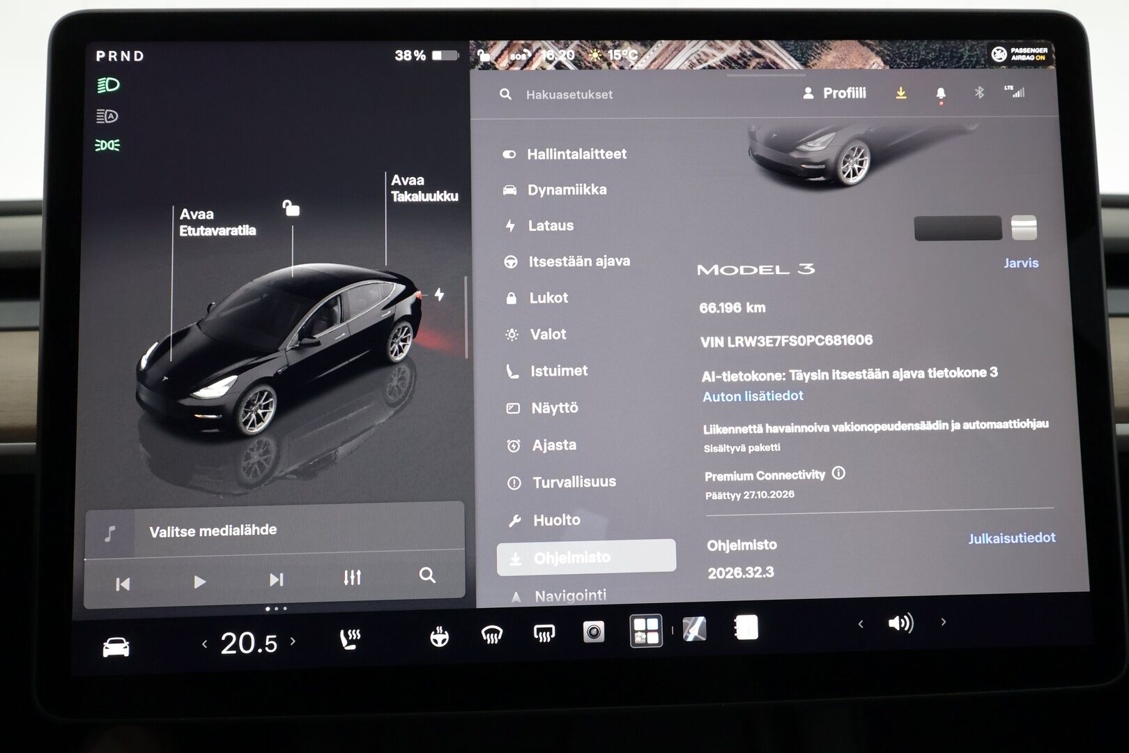 Tesla Model 3 2023 RWD - | ILP | Koukku | ACC | Matrix-LED | P.Kamera | Lasikatto | Muistipenkki | Premium Speakers | Navi | Kaistavahti | Keyless | Kahdet renkaat |