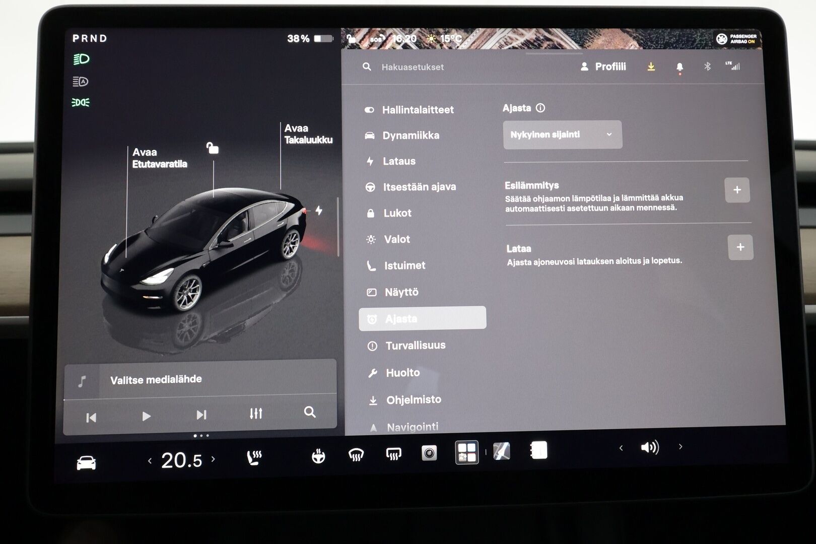 Tesla Model 3 2023 RWD - | ILP | Koukku | ACC | Matrix-LED | P.Kamera | Lasikatto | Muistipenkki | Premium Speakers | Navi | Kaistavahti | Keyless | Kahdet renkaat |