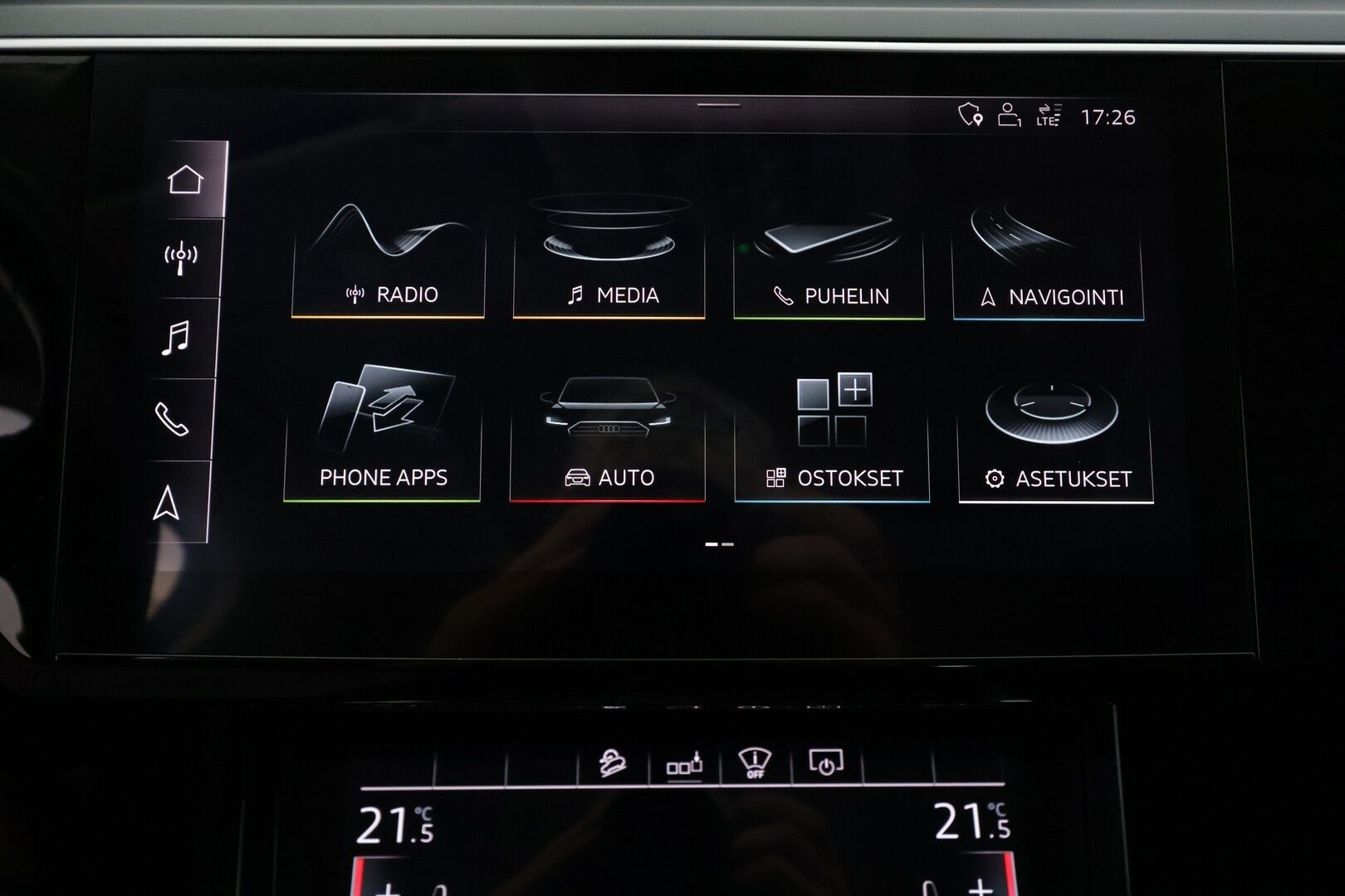 AUDI E-TRON 2020 55 Quattro - | ACC | Lisälämmitin | HUD | Muistipenkki | Matrix-LED | Panorama | Apple&Android | merkkihuollettu |