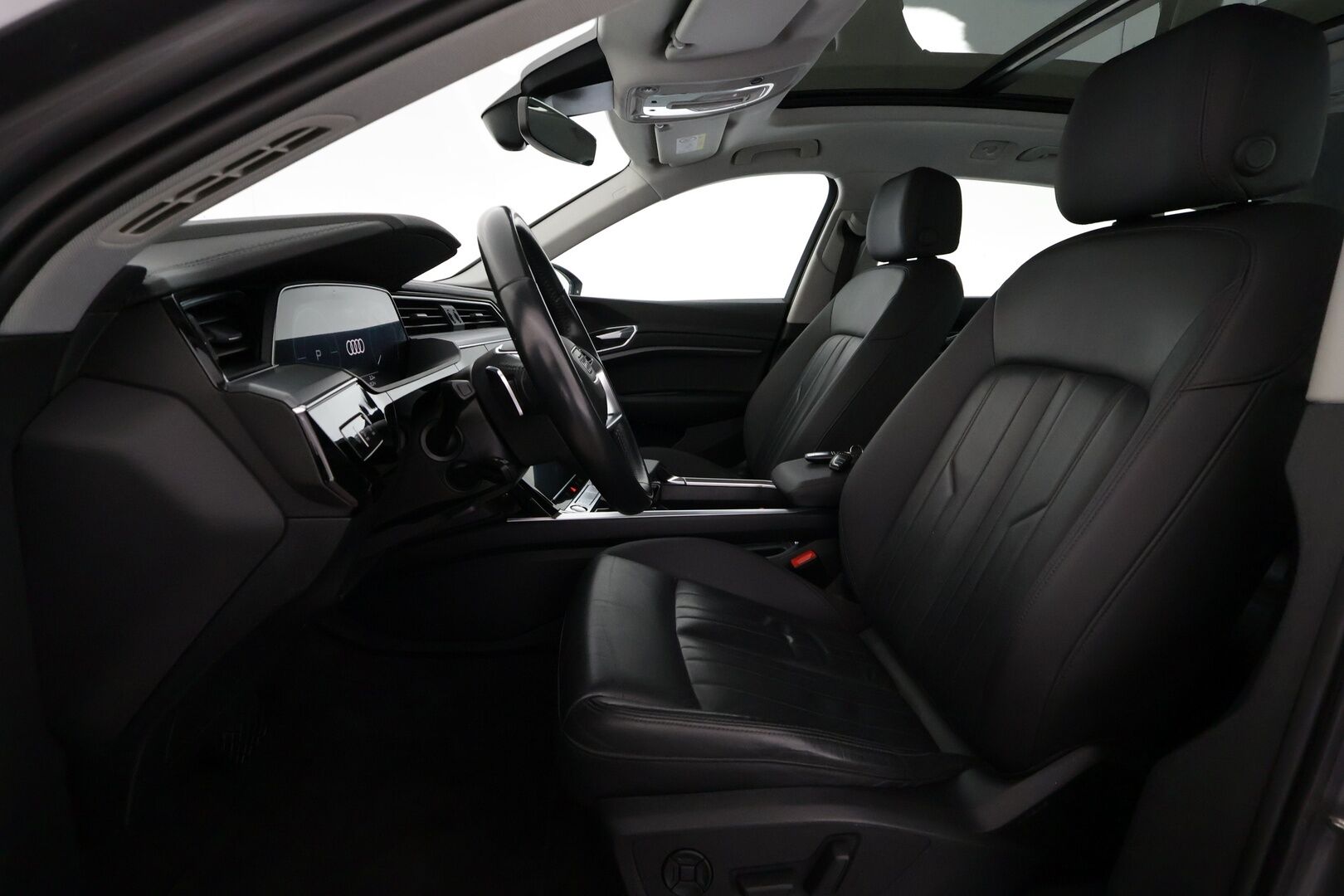 AUDI E-TRON 2020 55 Quattro - | ACC | Lisälämmitin | HUD | Muistipenkki | Matrix-LED | Panorama | Apple&Android | merkkihuollettu |