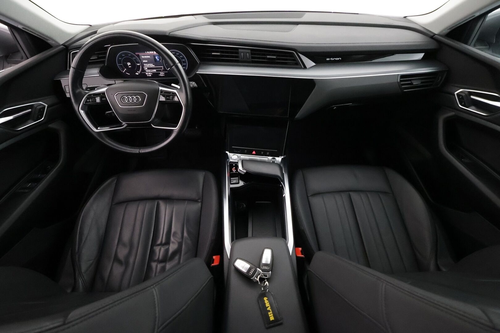 AUDI E-TRON 2020 55 Quattro - | ACC | Lisälämmitin | HUD | Muistipenkki | Matrix-LED | Panorama | Apple&Android | merkkihuollettu |