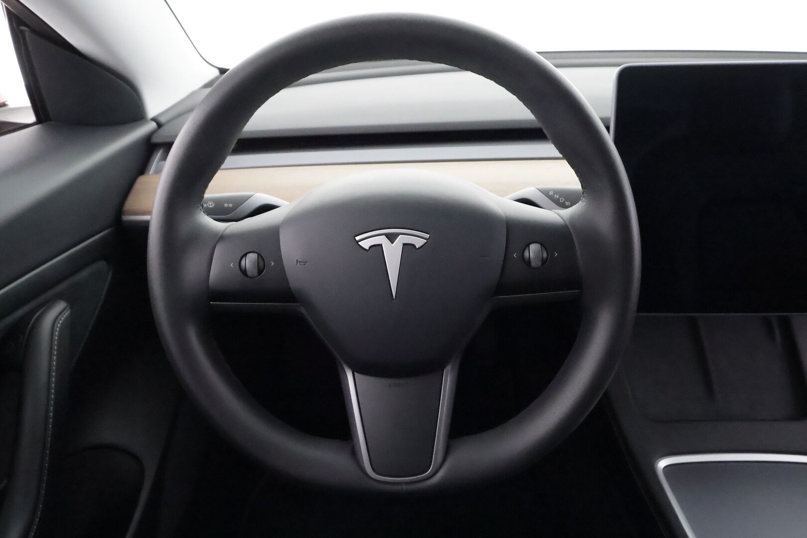 Tesla Model 3 2021 Standard Range Plus - | ILP | ACC | Lasikatto | Matrix-LED | P.Kamera | Muistipenkki | Premium Speakers | Navi | Kaistavahti | Keyless | 2x Latauskaapelit | Kahdet renkaat |