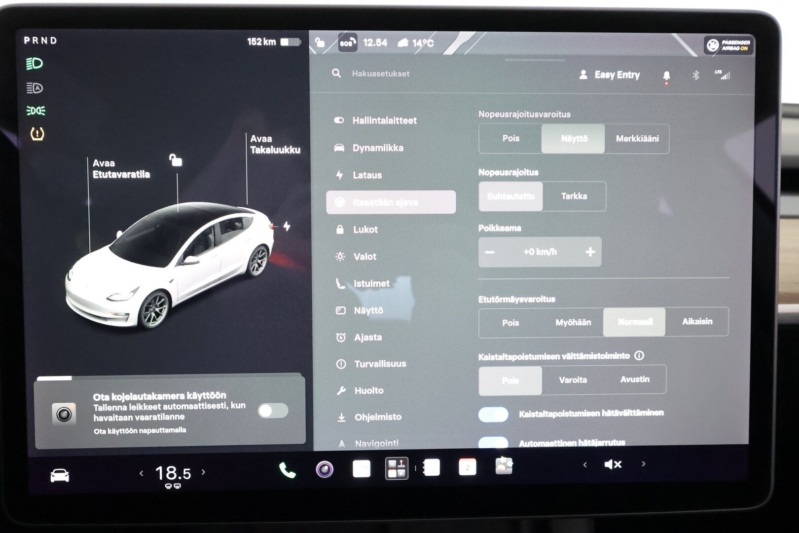 Tesla Model 3 2021 Standard Range Plus - | ILP | ACC | Lasikatto | Matrix-LED | P.Kamera | Muistipenkki | Premium Speakers | Navi | Kaistavahti | Keyless | 2x Latauskaapelit | Kahdet renkaat |