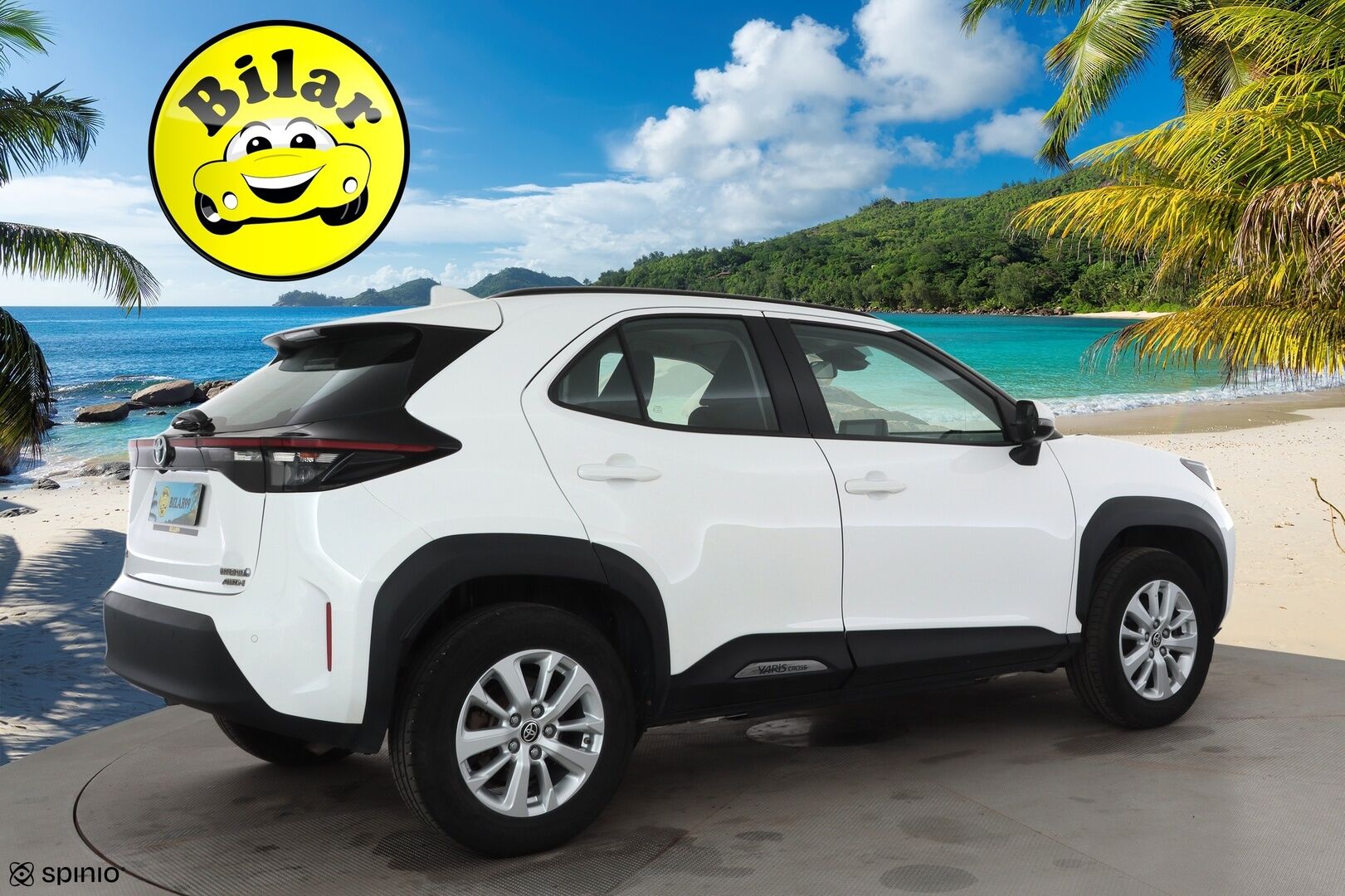 TOYOTA YARIS CROSS 2023 1,5 Hybrid AWD-i Active - | ACC | Lohkolämmitin | P.Kamera | Kaistavahti | Apple&Android | Ratinlämmitys | Kahdet renkaat |