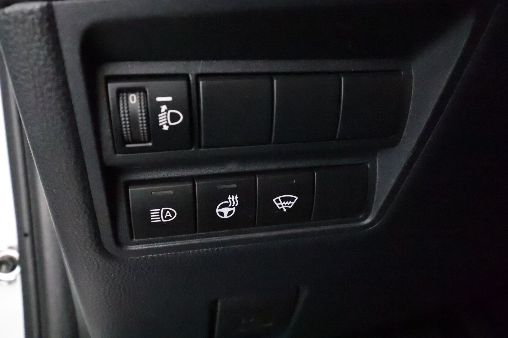 TOYOTA YARIS CROSS 2023 1,5 Hybrid AWD-i Active - | ACC | Lohkolämmitin | P.Kamera | Kaistavahti | Apple&Android | Ratinlämmitys | Kahdet renkaat |