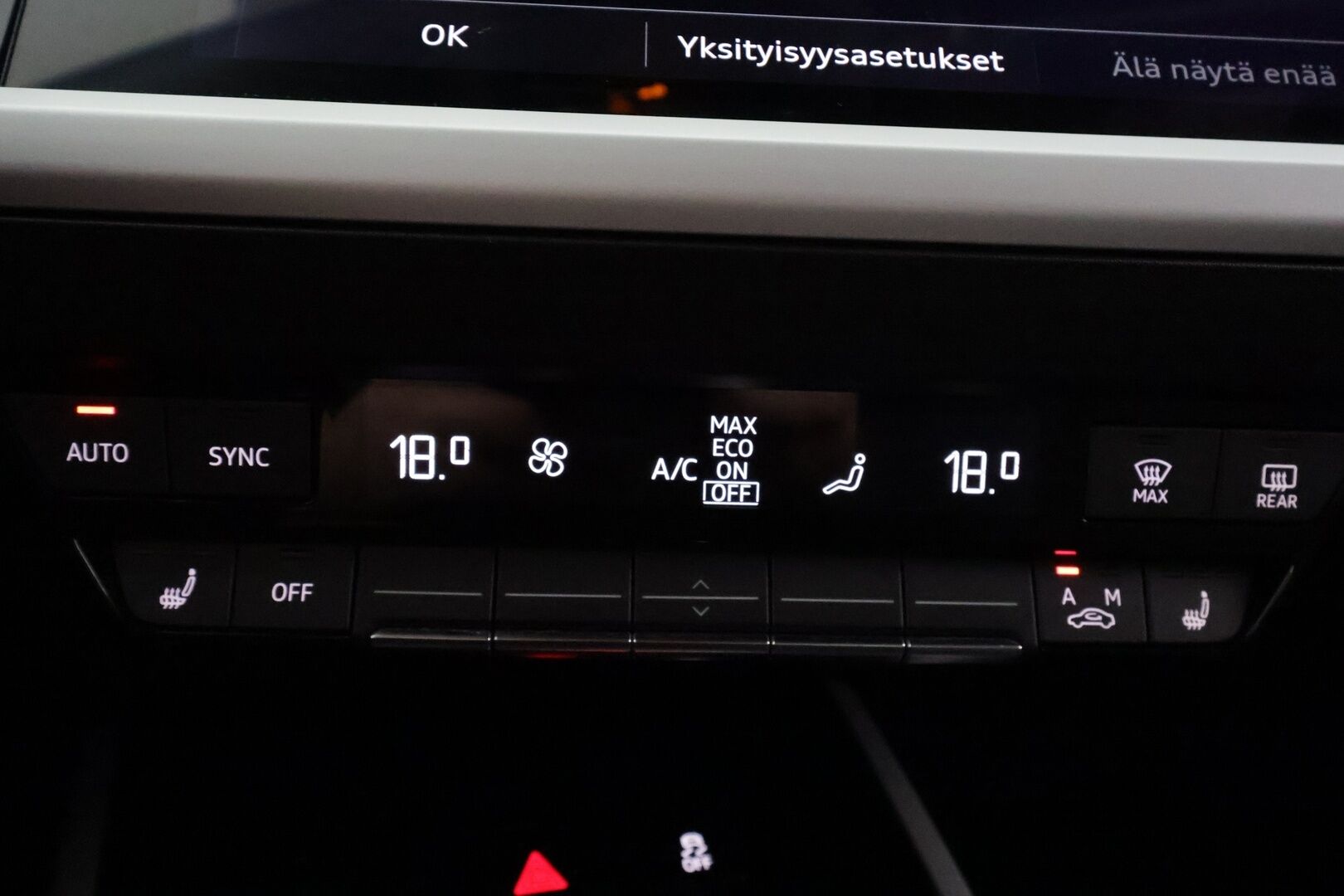 AUDI Q4 E-TRON 2024 40 204hv - | ACC | ILP | Koukku | LED | P.tutkat | Sporttipenkit | Digimittaristo | Apple&Android | Kahdet Renkaat |