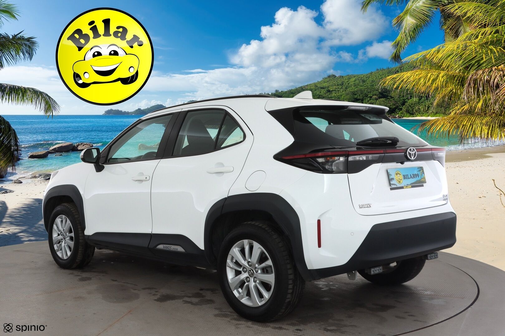 TOYOTA YARIS CROSS 2024 1,5 Hybrid AWD-i Active - | ACC | Facelift | P.kamera ja tutkat | Kaistavahti | PDA | BSM | Lämm. ratti | Apple & Android | Lohko+sisälämmitin | 2x renkaat vanteineen | 