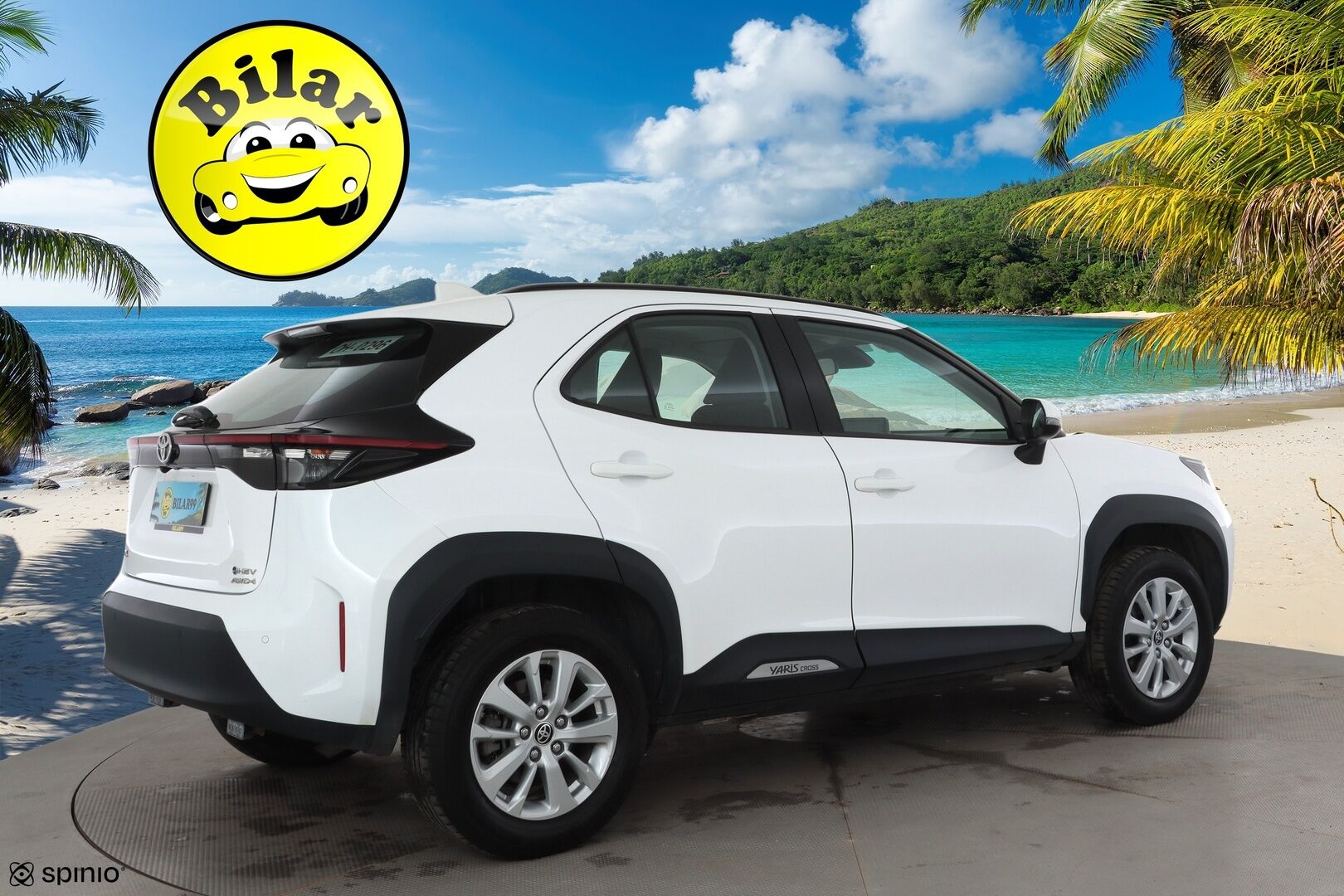 TOYOTA YARIS CROSS 2024 1,5 Hybrid AWD-i Active - | ACC | Facelift | P.kamera ja tutkat | Kaistavahti | PDA | BSM | Lämm. ratti | Apple & Android | Lohko+sisälämmitin | 2x renkaat vanteineen | 