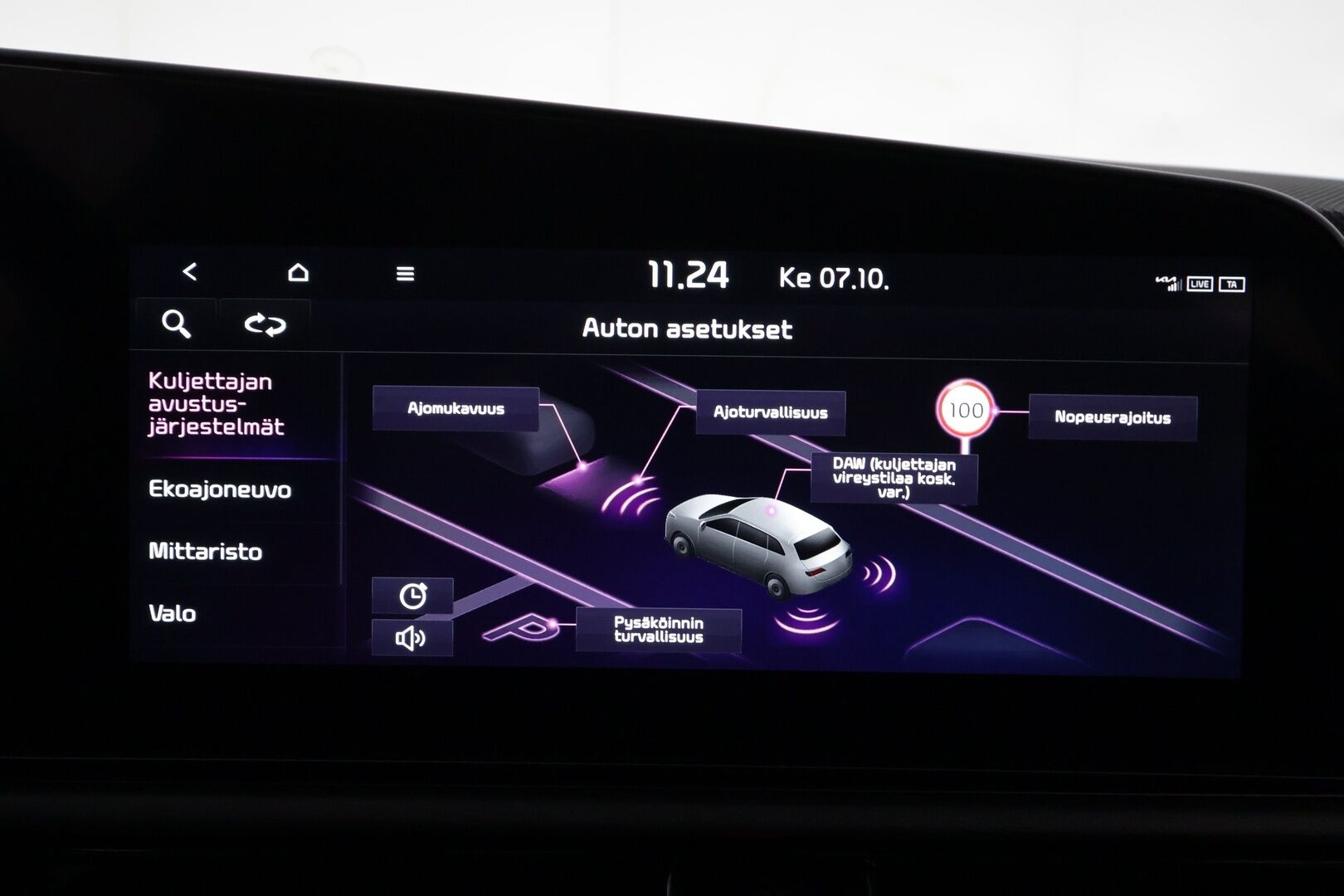 KIA NIRO 2024 1,6 GDI Plug-In Hybrid Business Luxury - | ACC | Koukku | Ilmastoidut nahat | Harman/Kardon | Sähköpenkki | P.kamera | HDA | BSM | Keyless | Sähk. takaluukku | Merkkihuollot | 2x renkaat aluin | 