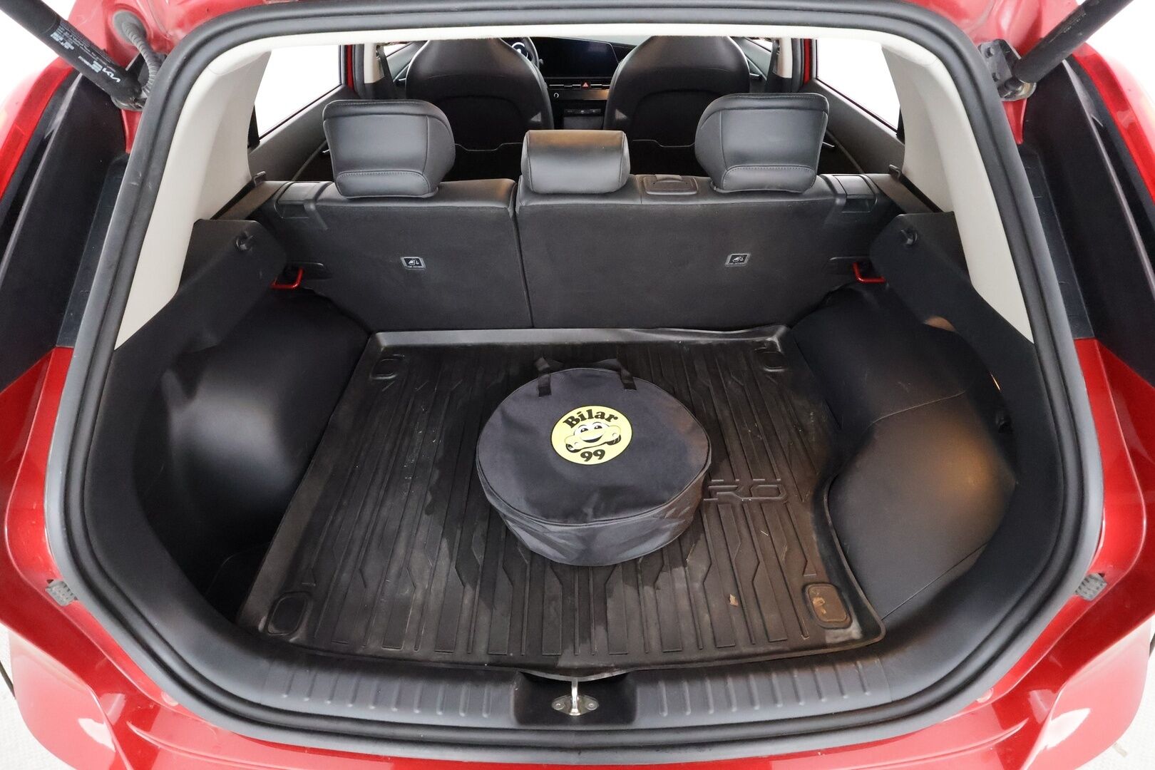 KIA NIRO 2024 1,6 GDI Plug-In Hybrid Business Luxury - | ACC | Koukku | Ilmastoidut nahat | Harman/Kardon | Sähköpenkki | P.kamera | HDA | BSM | Keyless | Sähk. takaluukku | Merkkihuollot | 2x renkaat aluin | 