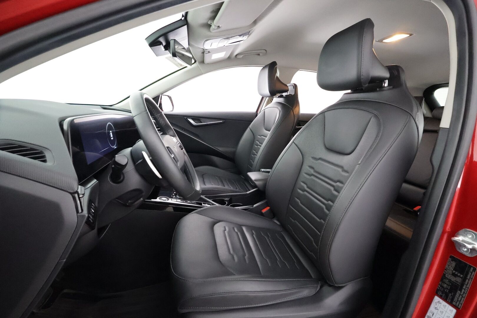 KIA NIRO 2024 1,6 GDI Plug-In Hybrid Business Luxury - | ACC | Koukku | Ilmastoidut nahat | Harman/Kardon | Sähköpenkki | P.kamera | HDA | BSM | Keyless | Sähk. takaluukku | Merkkihuollot | 2x renkaat aluin | 
