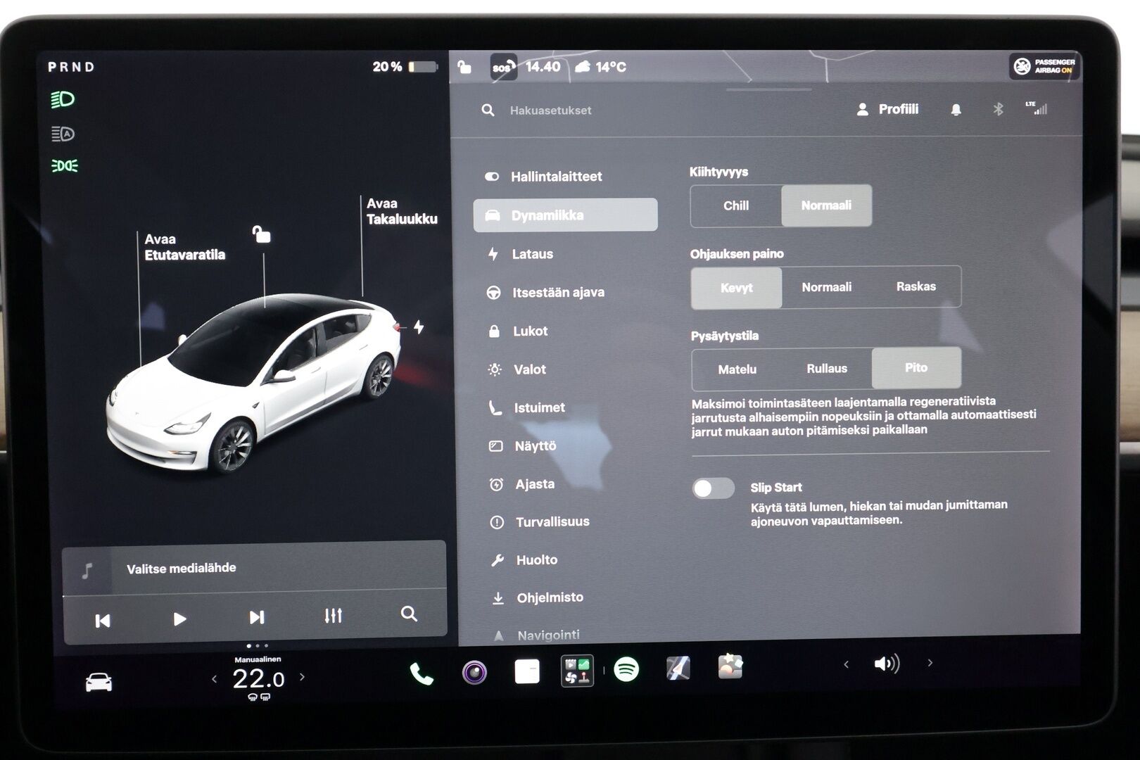 Tesla Model 3 2021 Standard Range Plus - | ACC | ILP | 2x renkaat aluin | Matrix-LED | Lasikatto | Nahkaverhoilu | Muistipenkki | P.kamera ja tutkat | Autosteer | Lämm. ratti | 2x kaapelit | 