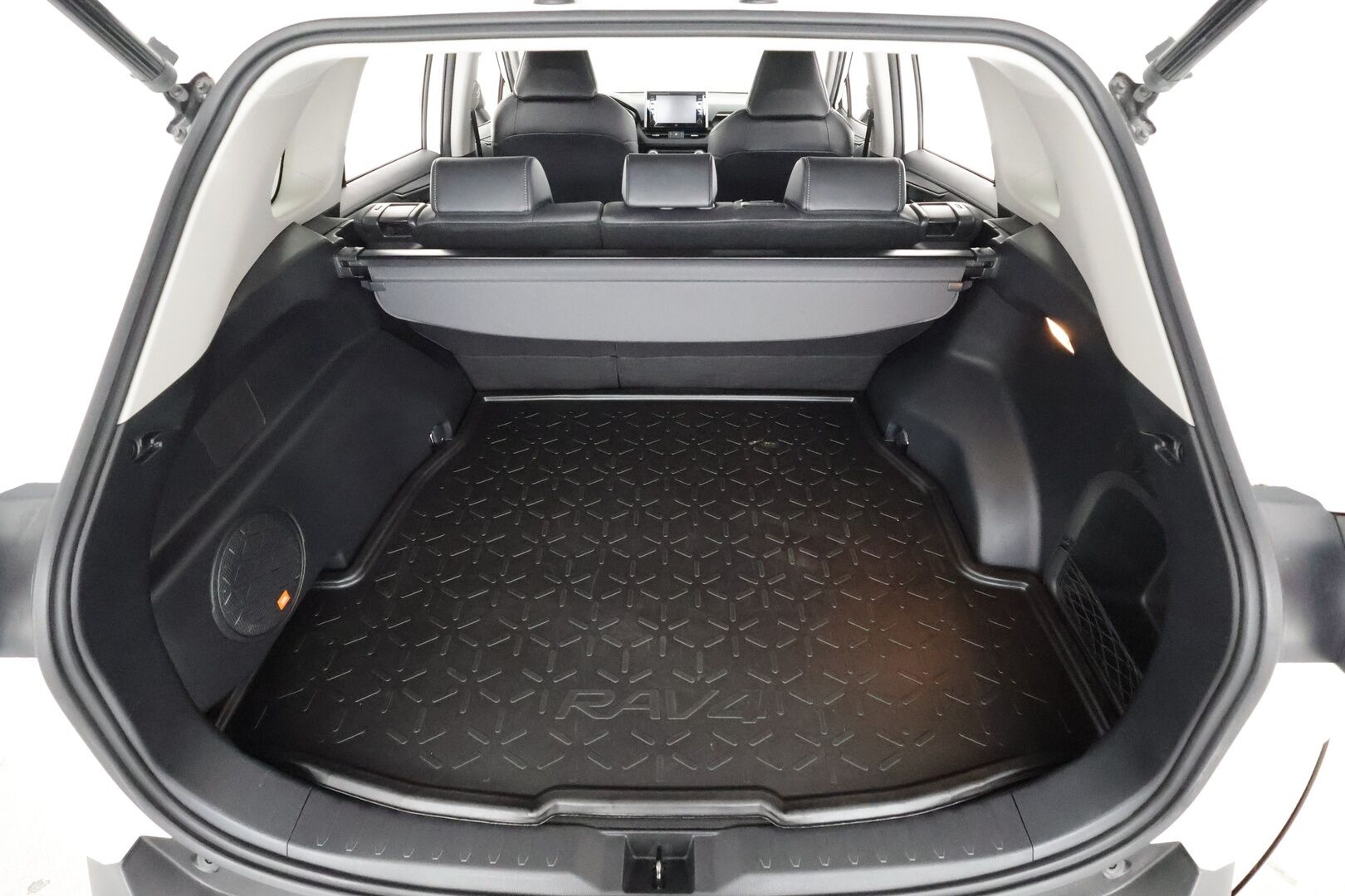 TOYOTA RAV4 2019 2,5 Hybrid AWD-i Premium - | ACC | Webasto | Koukku | Muistipenkki | JBL | 360-Kamera | LED | Ilmastoidut Nahat |  Navi | Apple&Android | Kahdet Renkaat |