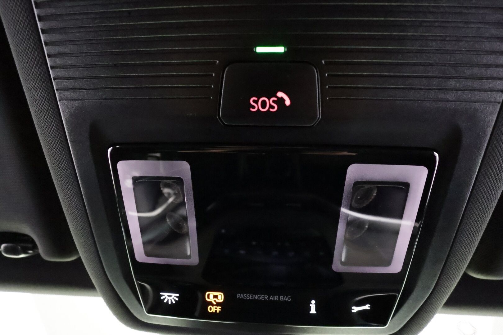 SKODA ENYAQ 2023 RS 4x4 220kW - | ACC | ILP | Koukku | Canton | Lasikatto | DCC | HUD | Muistinahat hieronnalla | Matrix | P.kamera | Travel Assist | Side Assist | 2x alut |