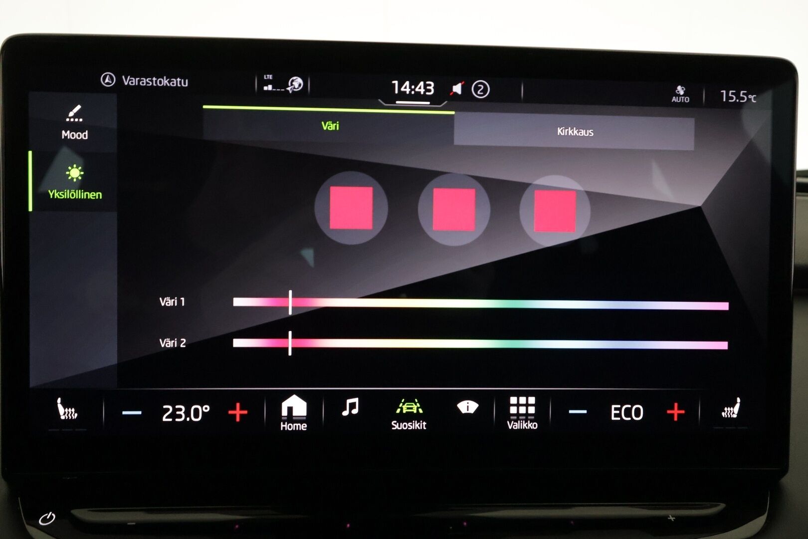 SKODA ENYAQ 2023 RS 4x4 220kW - | ACC | ILP | Koukku | Canton | Lasikatto | DCC | HUD | Muistinahat hieronnalla | Matrix | P.kamera | Travel Assist | Side Assist | 2x alut |