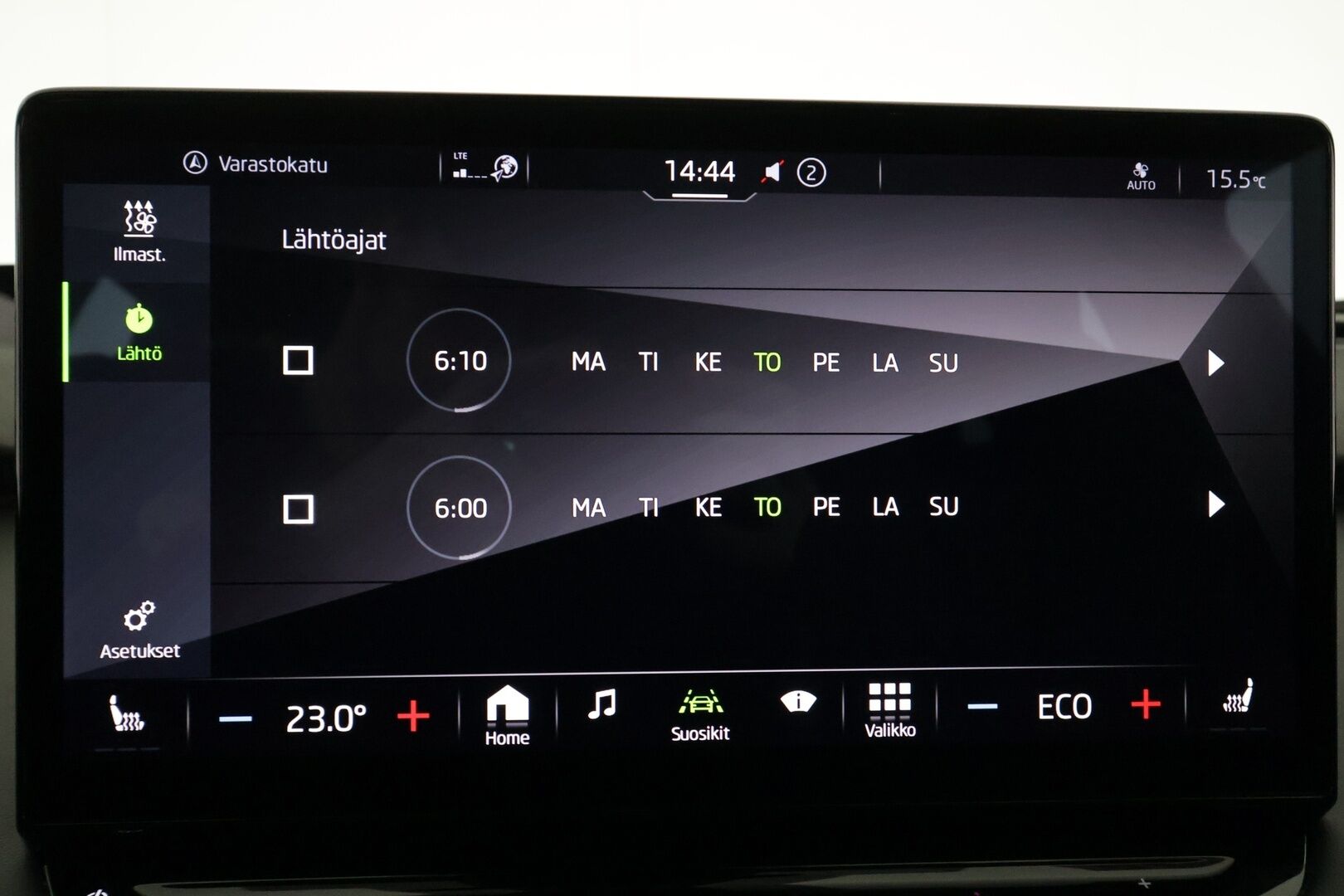SKODA ENYAQ 2023 RS 4x4 220kW - | ACC | ILP | Koukku | Canton | Lasikatto | DCC | HUD | Muistinahat hieronnalla | Matrix | P.kamera | Travel Assist | Side Assist | 2x alut |
