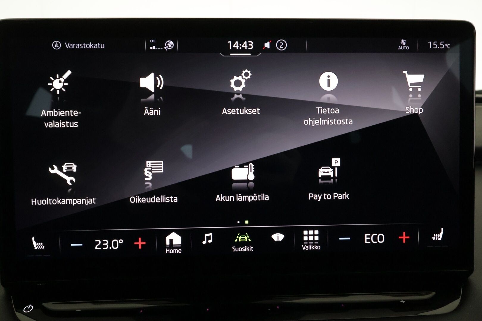 SKODA ENYAQ 2023 RS 4x4 220kW - | ACC | ILP | Koukku | Canton | Lasikatto | DCC | HUD | Muistinahat hieronnalla | Matrix | P.kamera | Travel Assist | Side Assist | 2x alut |