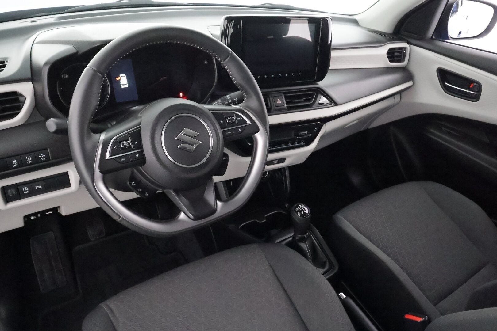 SUZUKI SWIFT 2025 1,2 12V HYBRID 2WD GL+ - | ACC | LED | P.kamera | Navi | Keyless | BSM | Kaistavahti | Apple & Android | Aut. pitkät | Penkinlämmittimet | Ilmastointi | 