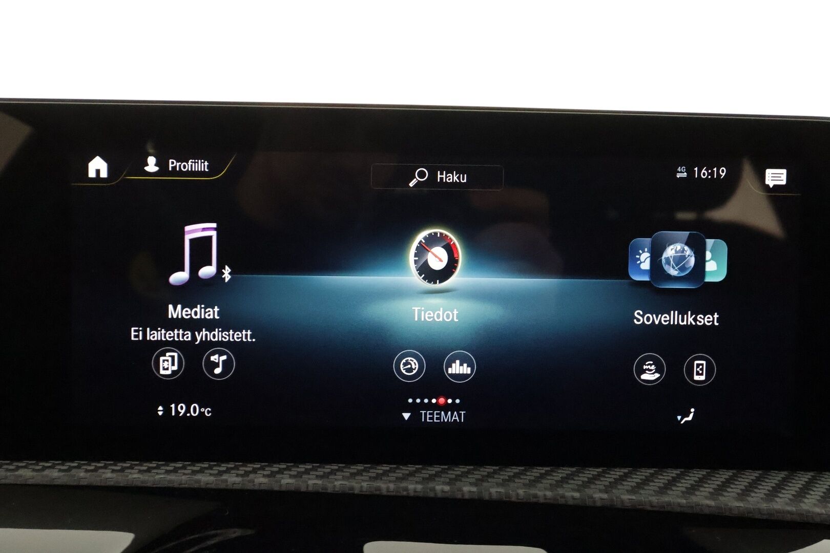 Mercedes-Benz A 2023 180 A Business - | Distronic+ | Kattoluukku | Widescreen | P.kamera | Puolinahat | BSM | Lane Assist | LED | Navi | Apple & Android | Merkkihuollettu | 