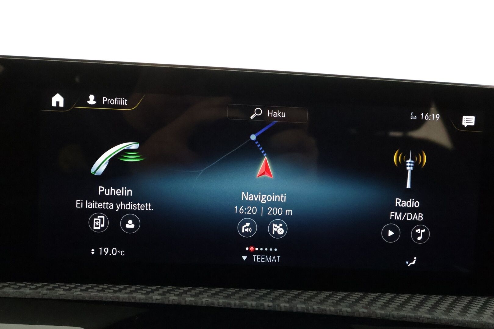 Mercedes-Benz A 2023 180 A Business - | Distronic+ | Kattoluukku | Widescreen | P.kamera | Puolinahat | BSM | Lane Assist | LED | Navi | Apple & Android | Merkkihuollettu | 