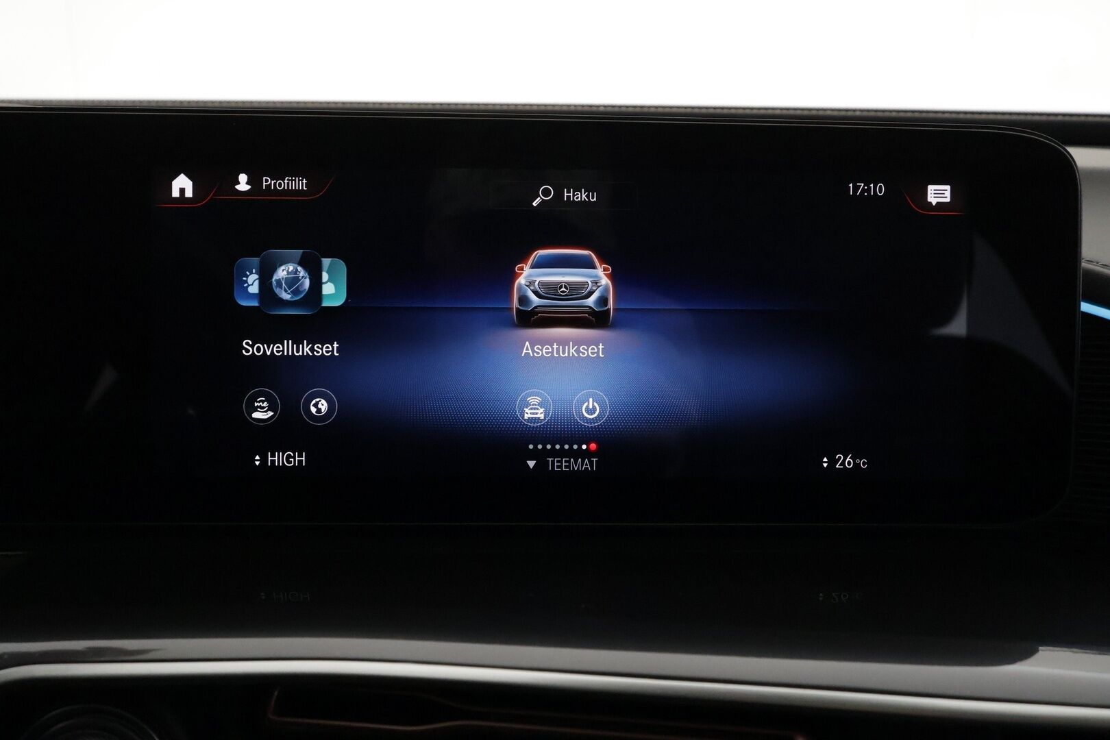 MERCEDES-BENZ EQC 2023 400 4Matic Avantgarde - / HUD / Koukku / Distronic + / Muistipenkki / Panorama / 360 Kamera / Sähkökontti || TULOSSA |