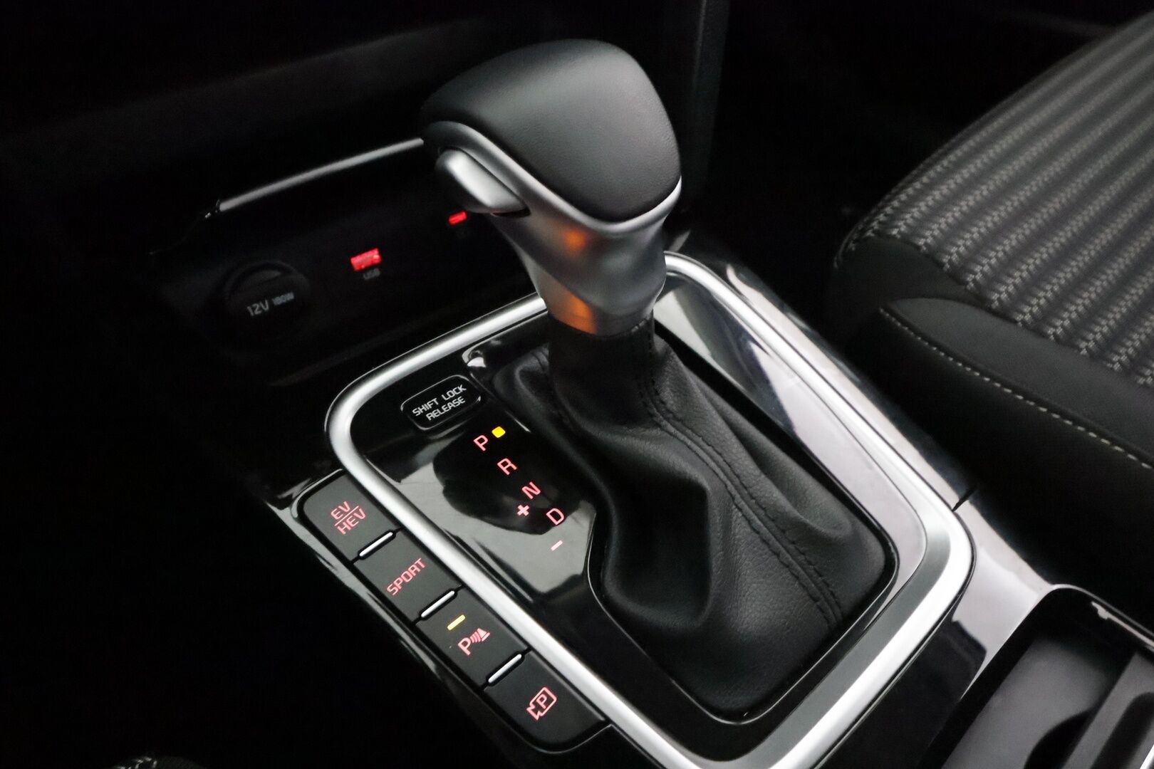 KIA CEED 2024 1,6 GDI Plug-In Hybrid EX SW DCT - | ACC | LED | P.Kamera | Ratinlämmitys | Apple&Android | 