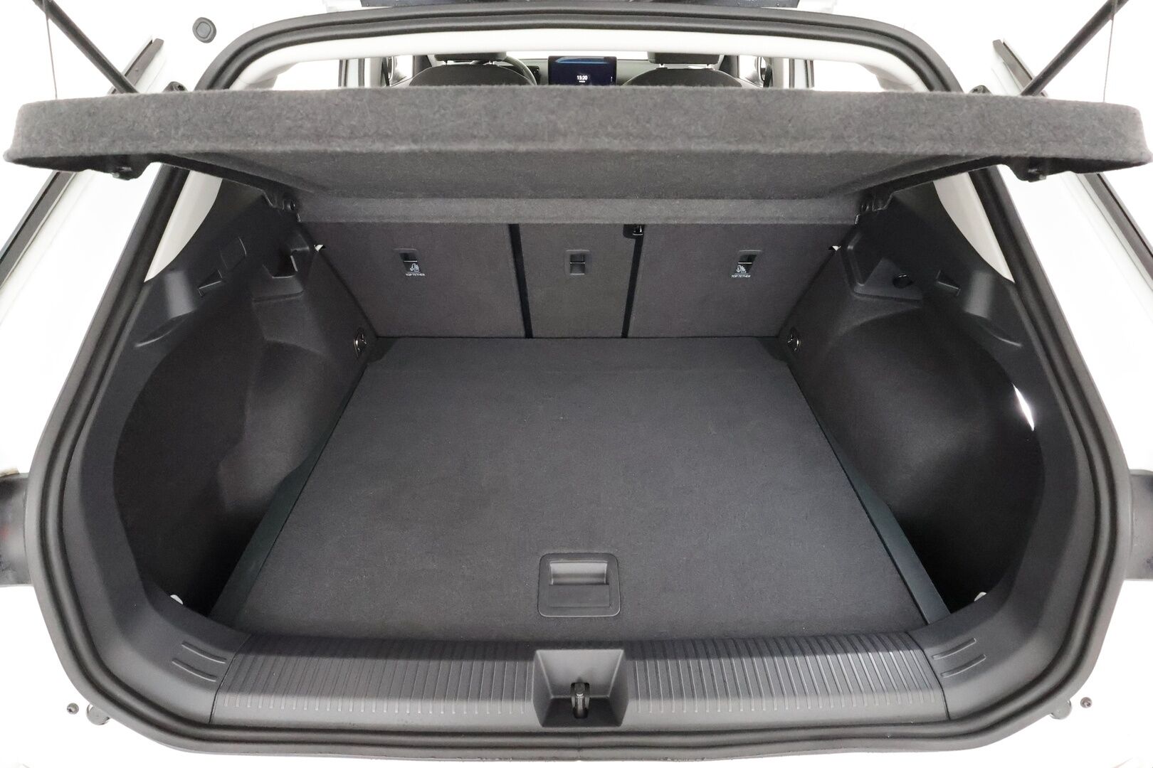 VOLKSWAGEN T-CROSS 2023 R-Line 1.5 TSI 110kW DSG - | ACC | Beats Audio | Digimittaristo | LED | P.kamera | Travel Assist | BSM | Keyless | App Connect | Aut. pitkät | P. avustin | Merkkihuollot | 