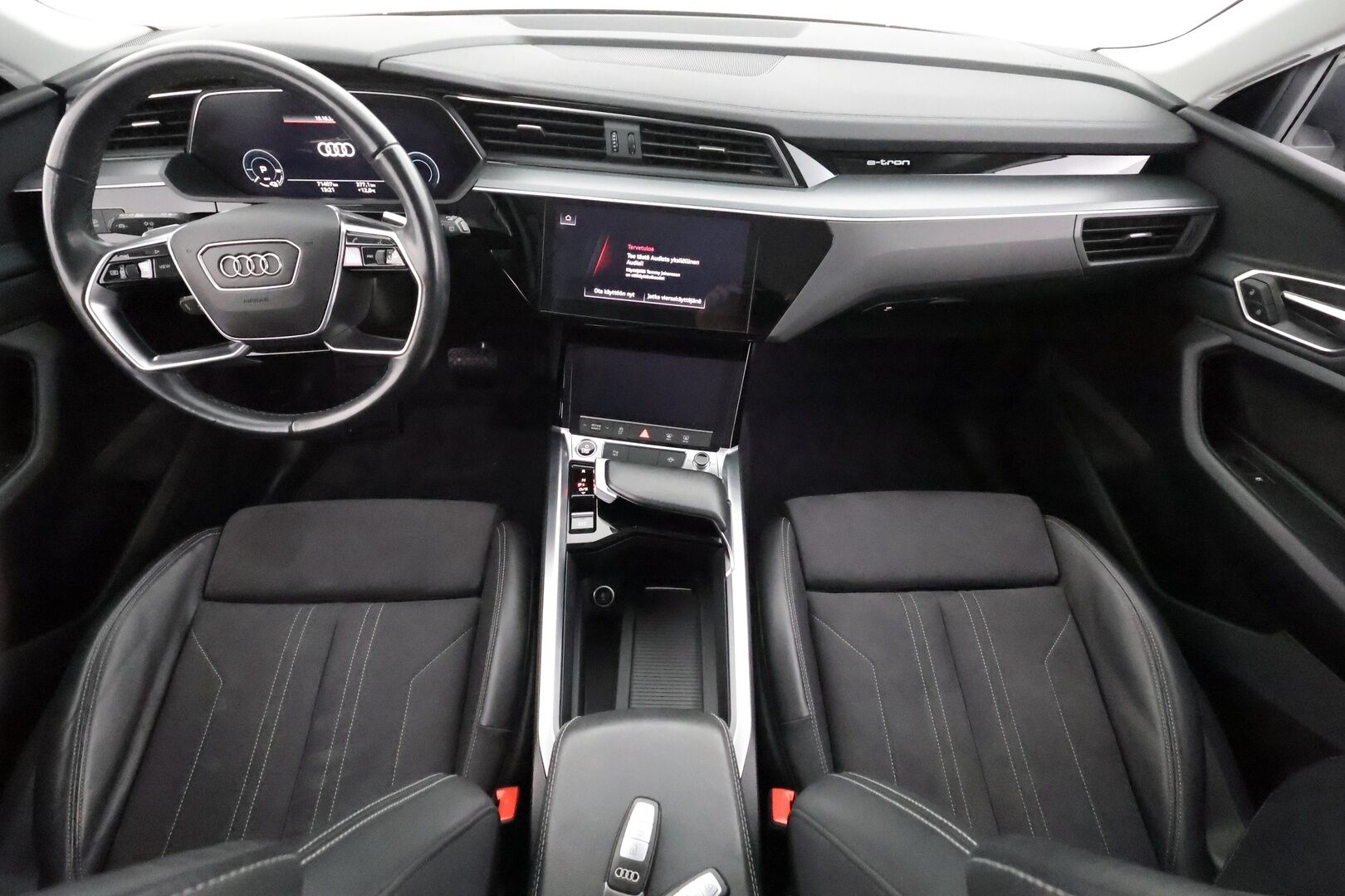 AUDI Q8 2024 55 Quattro 408hv 114kWh Proline - | ACC | ILP | Koukku | Ilma-alusta | LED | Muistipenkki | P.Kamera | Puolinahat Sporttipenkit | Apple&Android | Merkkihuollettu | Kahdet Renkaat |
