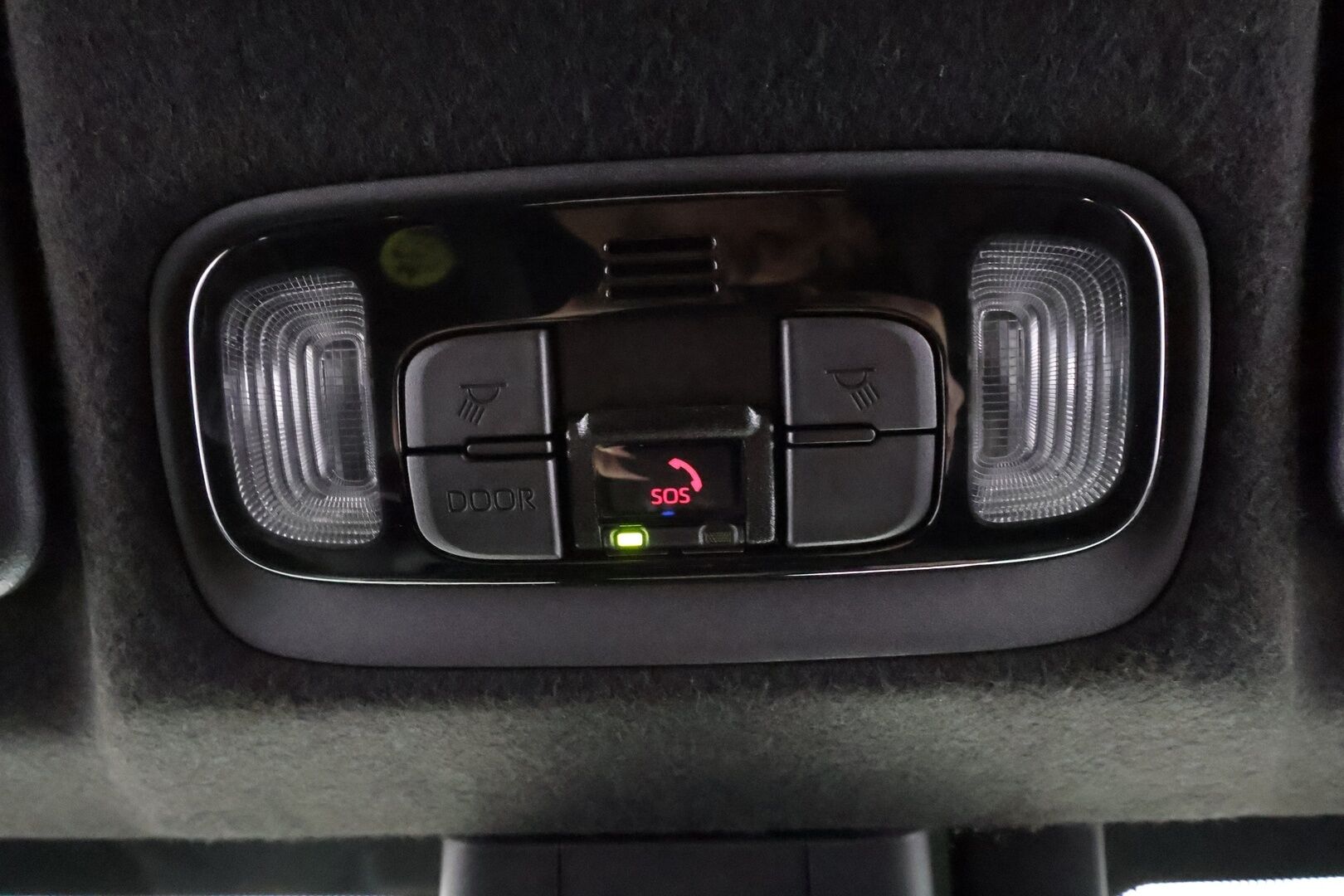 TOYOTA YARIS 2021 1,5 Hybrid Premium - | ACC | HUD | LED | P.Kamera | Puolinahat | Ratinlämmitys | JBL | Apple&Android |