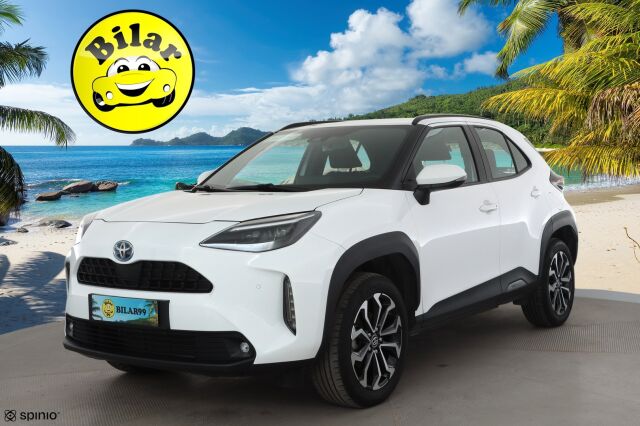 TOYOTA YARIS CROSS 2023