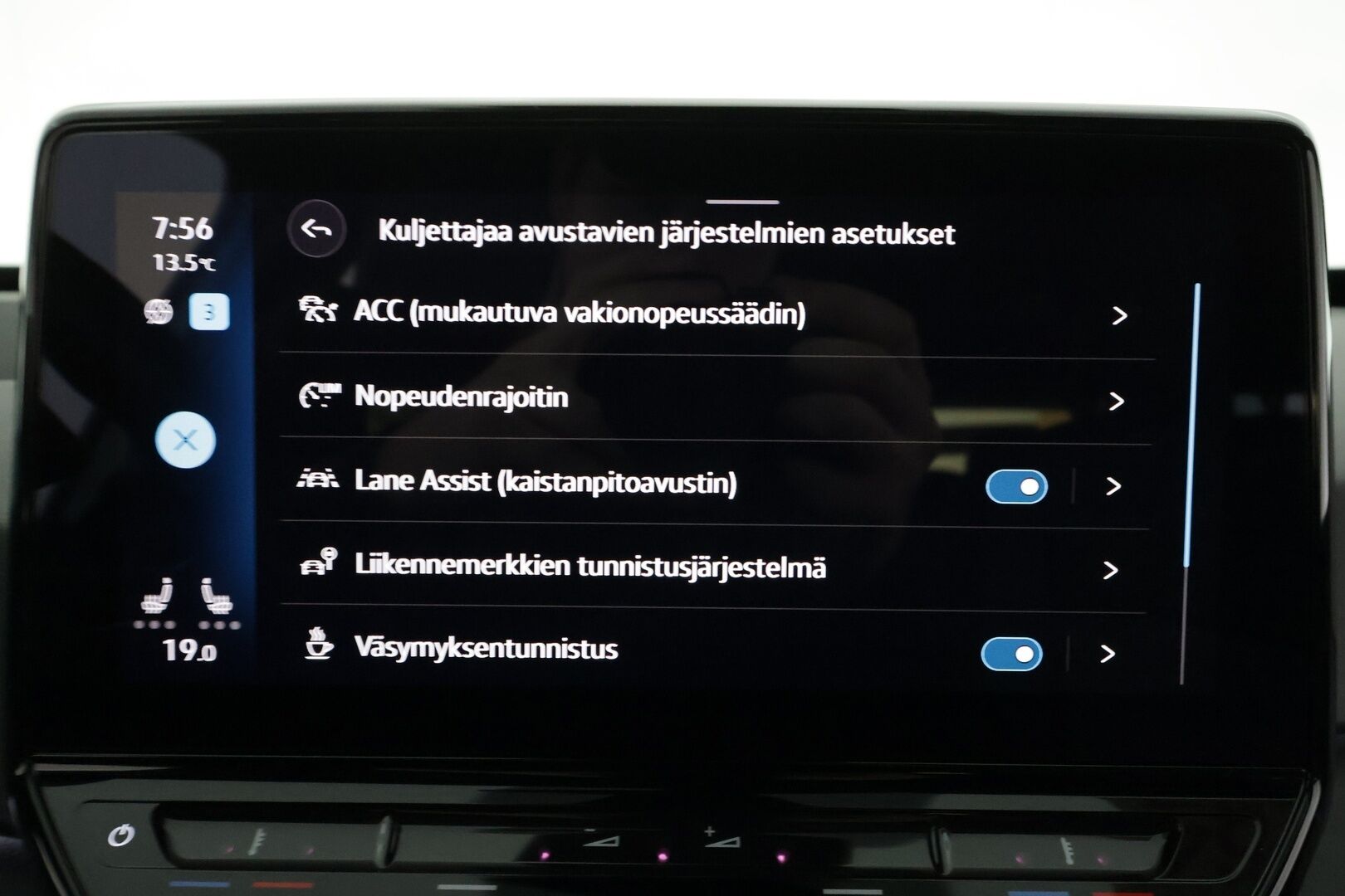 Volkswagen ID.3 2022 Pro Performance Business 150 kW, akku 58 kWh - | ACC | ILP | P.Kamera | LED | Ratinlämmitys | Digimittaristo | Apple&Android | Merkkihuollettu | Kahdet Renkaat |