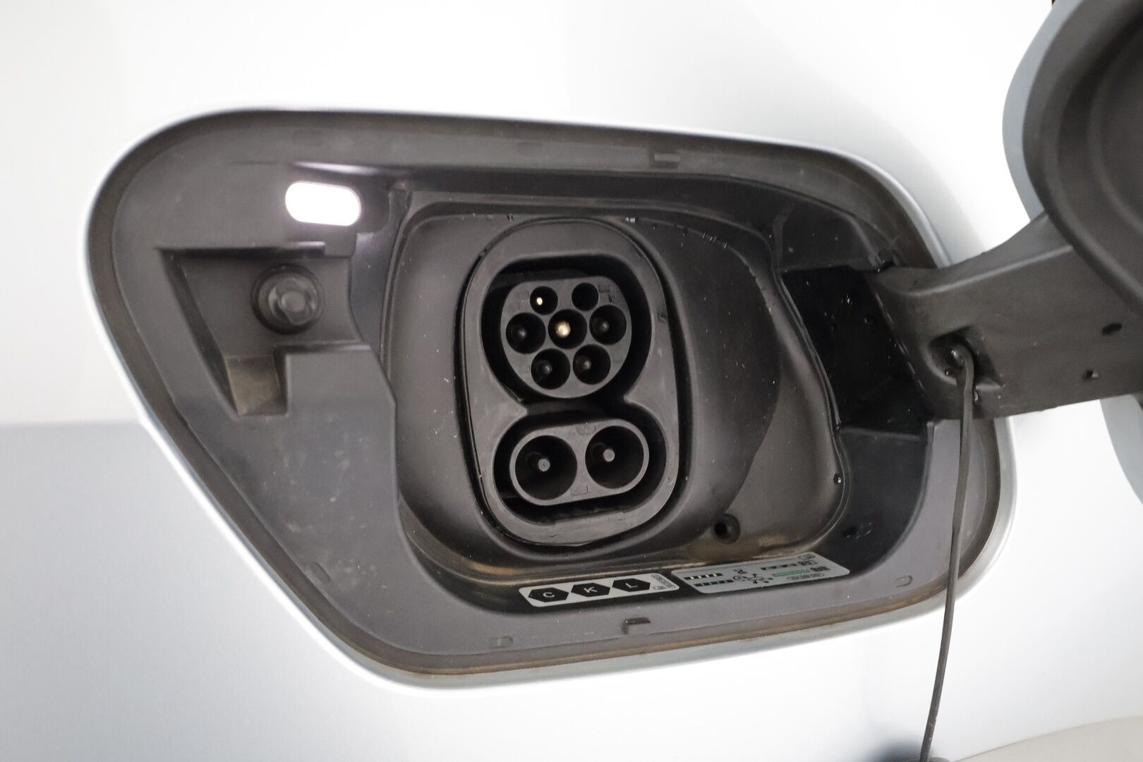 VOLKSWAGEN ID.3 2023 Pro S 150 kW, akku 77 kWh - | ACC | ILP | 360-Kamera | Matrix-LED | Puolinahat | Ratinlämmitys | Apple&Android | Merkkihuollettu | Kahdet Renkaat | Koti&Kauppalaturi | - KORKO VAIN 3,99 %