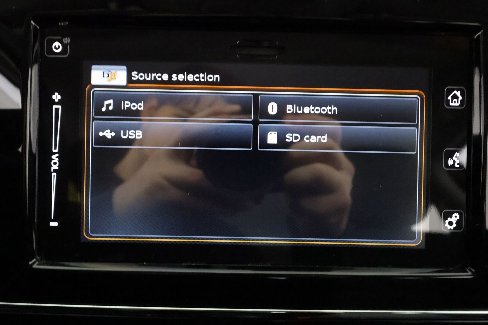 SUZUKI VITARA 2023 1,4 BOOSTERJET 48V HYBRID 4WD GL+ 6MT - | ACC | LED | P.kamera | Kaistavahti | Apple&Android | Merkkihuollettu | - KORKO VAIN 3,99 %