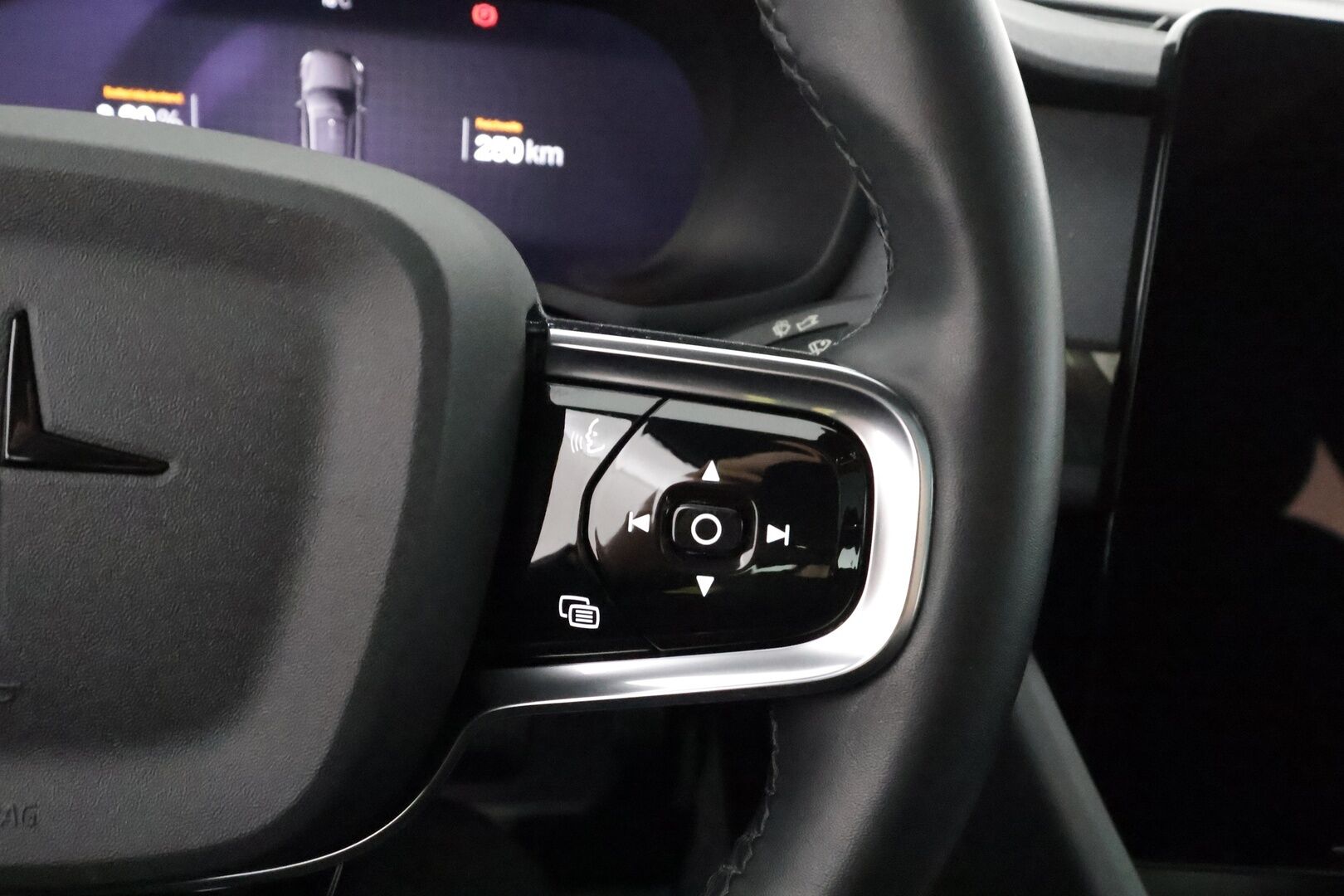 POLESTAR 2 2023 Long Range Single Motor, 170kW, 78kWh - | Adapt.Vakkari | Lämpöpumppu | Lasikatto | Harman/Kardon | Pilot-lite | Plus-paketti | TULOSSA | - KORKO VAIN 3,99 %