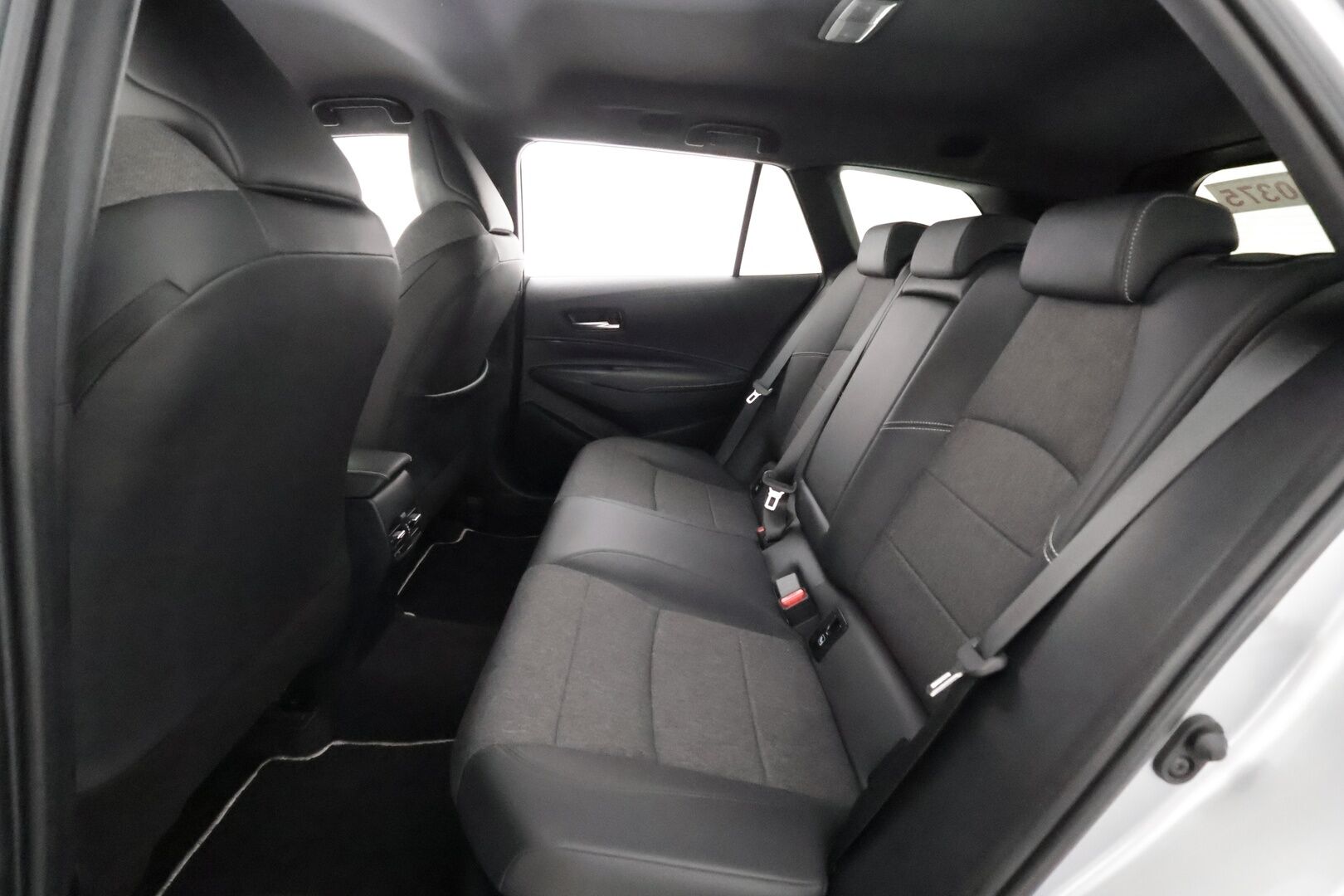 TOYOTA COROLLA 2024 Touring Sports 1.8 Hybrid Style  - | ACC | Facelift | Digimittaristo | Puolinahat | P.kamera ja tutkat | LDA | PDA | RSA | Keyless | LED | Apple & Android | Sähk. takaluukku | - KORKO VAIN 3,99 %