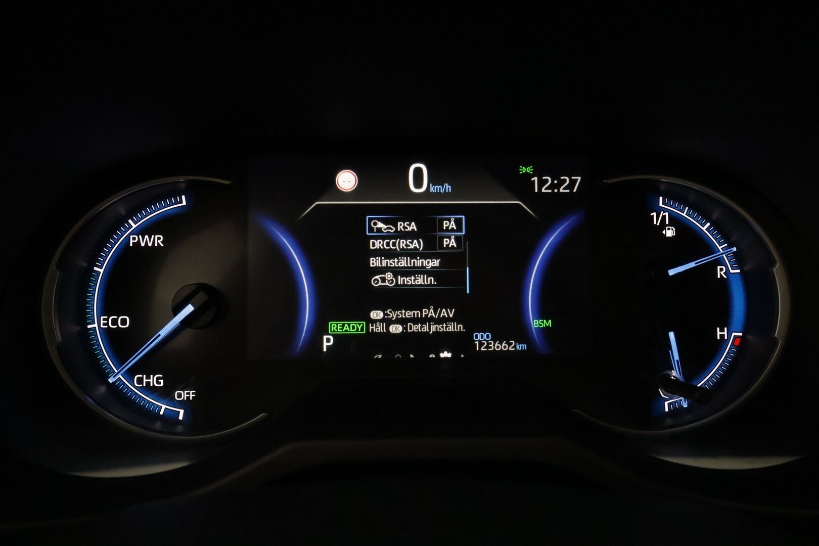 TOYOTA RAV4 2021 2,5 Hybrid AWD-i Premium - | ACC | Lohko | Koukku | Muistipenkki | P.Kamera | Nahat | LED | Ratinlämmitys | Apple&Android | Kahdet Renkaat | - KORKO VAIN 3,99 %