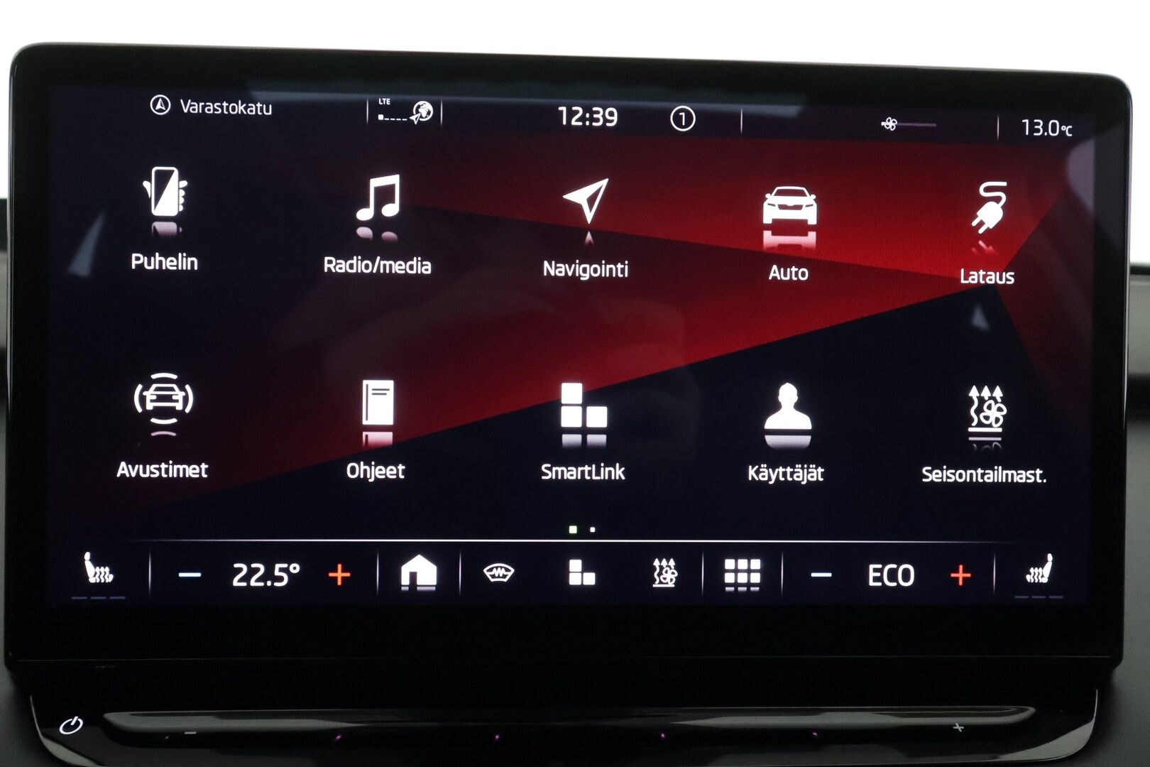 Skoda Enyaq 2023 80x 4x4 iV - | ACC | ILP | Koukku | Matrix-LED | DCC Alusta | Hierova Muistipenkki | HUD | Canton | Panorama | 360-Kamera | Nahat | Ratinlämmitys | keyless | Apple&Android | Merkkihuollettu | Kahdet Renkaat | - KORKO VAIN 3,99 %